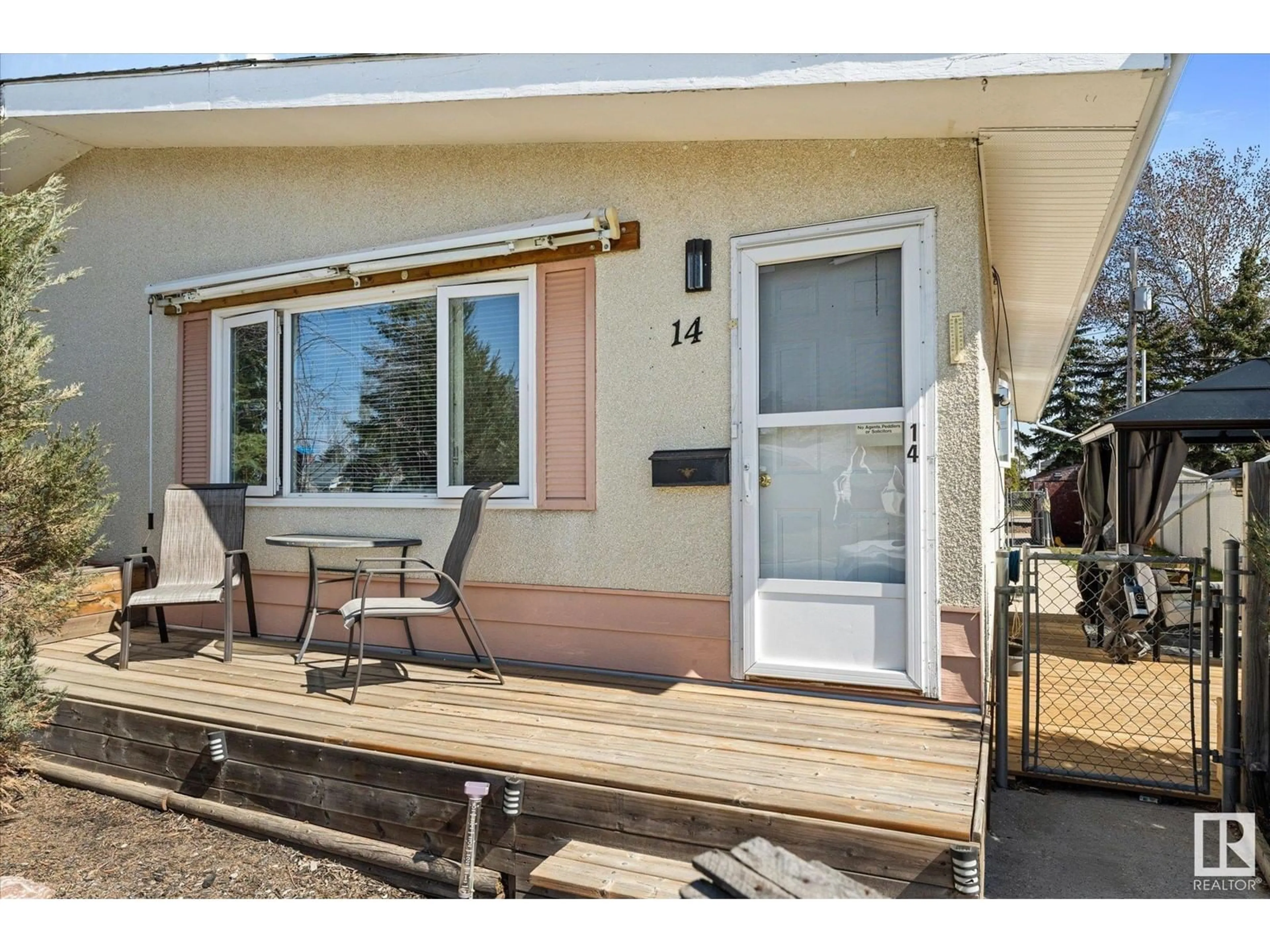 Patio, street for 14 LINDEN ST, Spruce Grove Alberta T7X2B9