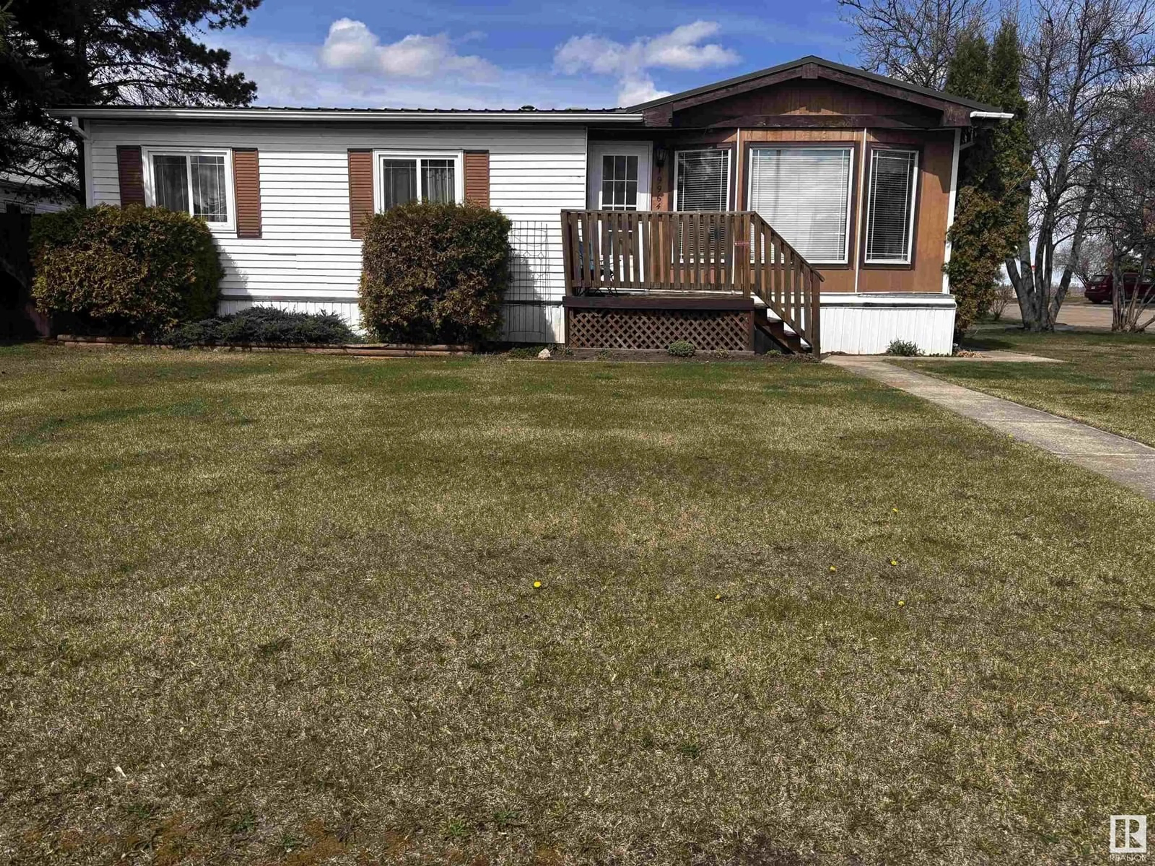 A pic from outside/outdoor area/front of a property/back of a property/a pic from drone, street for 9964 111 ST, Westlock Alberta T7P1N2