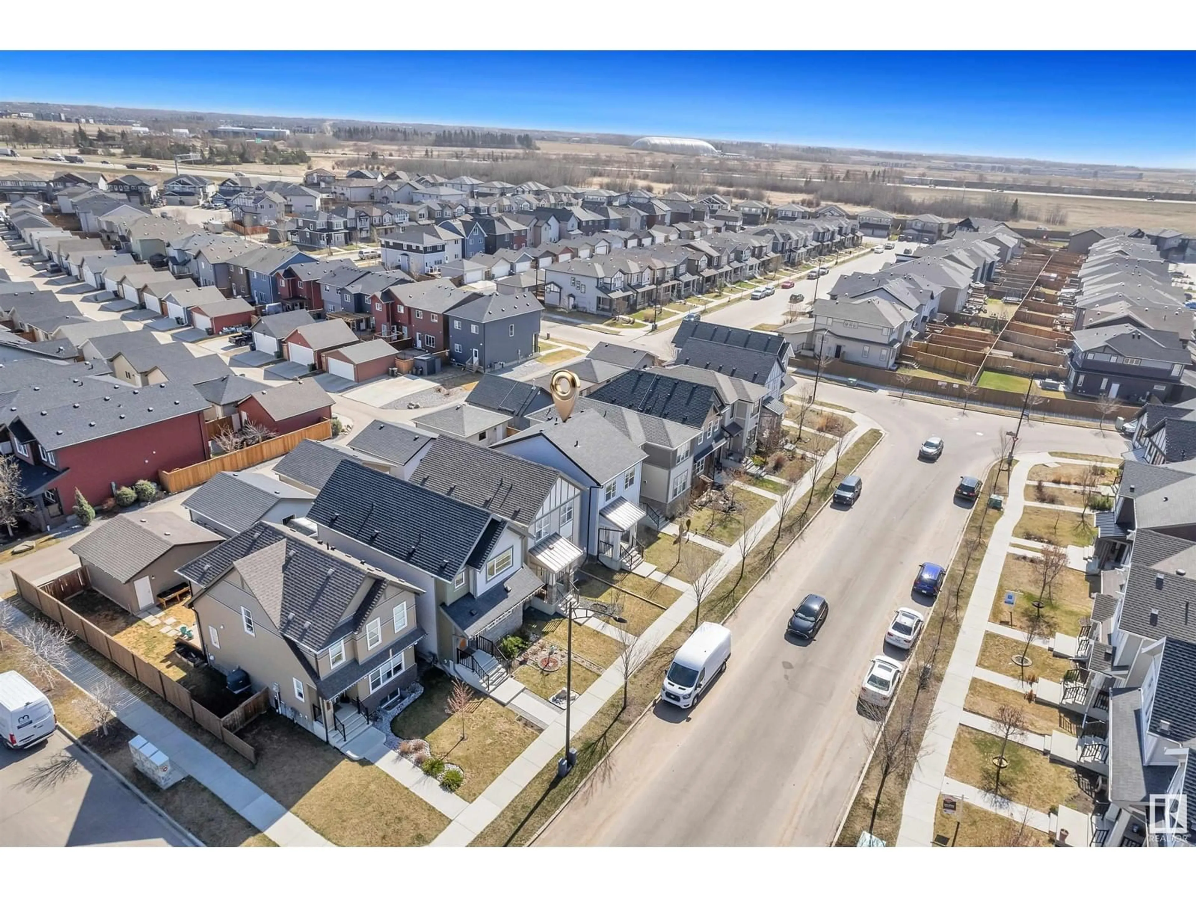 A pic from outside/outdoor area/front of a property/back of a property/a pic from drone, street for 2023 CAVANAGH DR, Edmonton Alberta T6W3M6