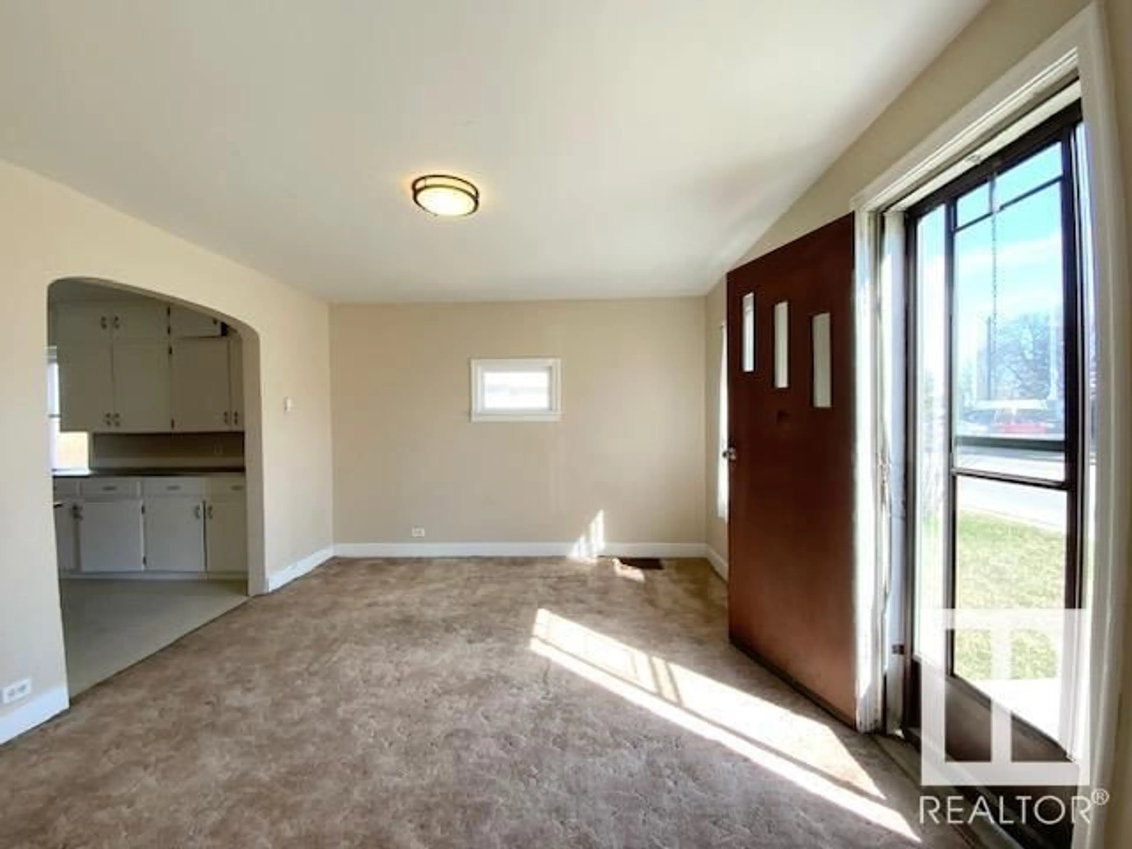 Unknown for 4002 52 ST, Wetaskiwin Alberta T9A1M9