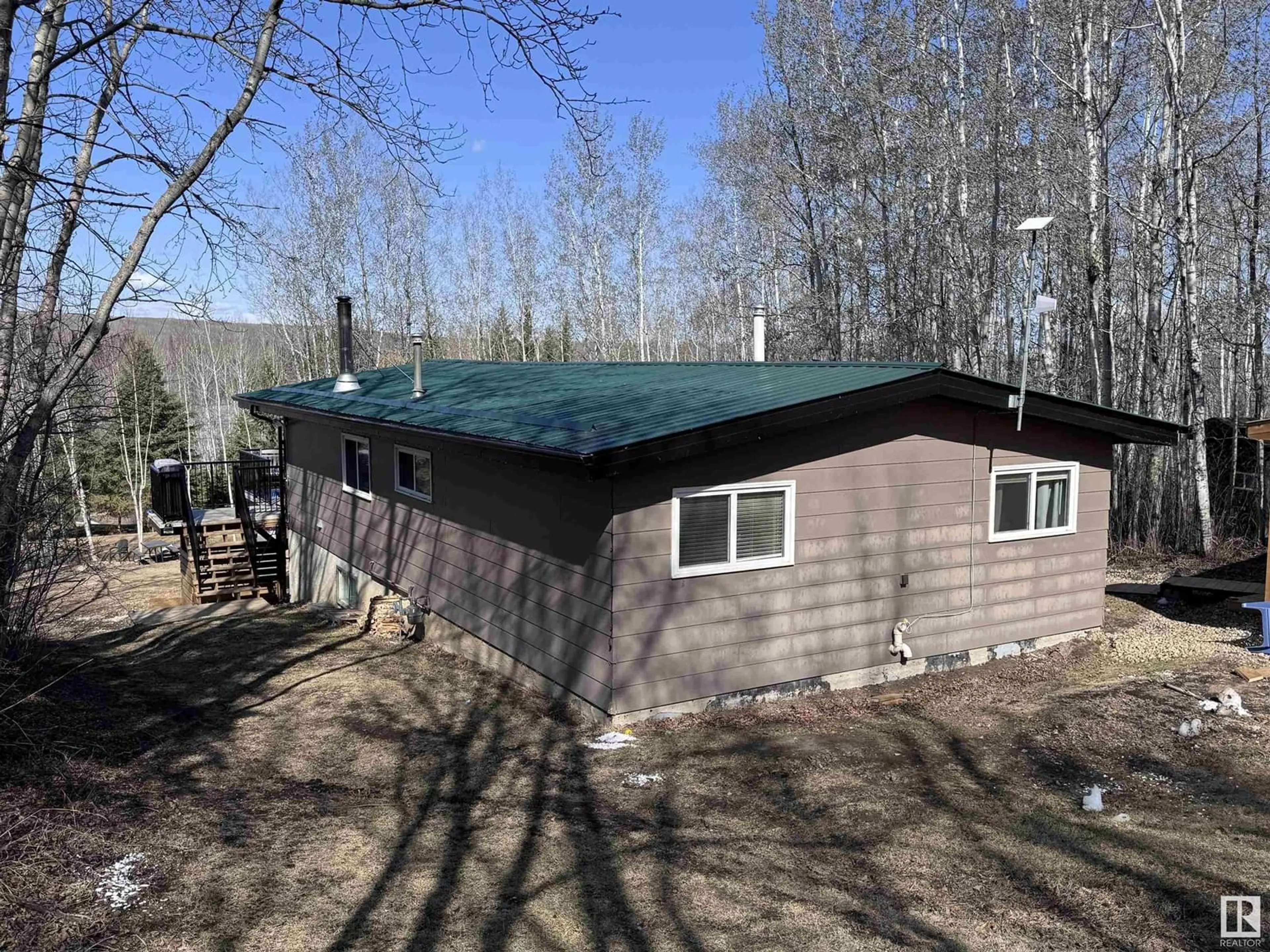 A pic from outside/outdoor area/front of a property/back of a property/a pic from drone, unknown for 159 ALLEN DRIVE, Rural Athabasca County Alberta T9S1S3