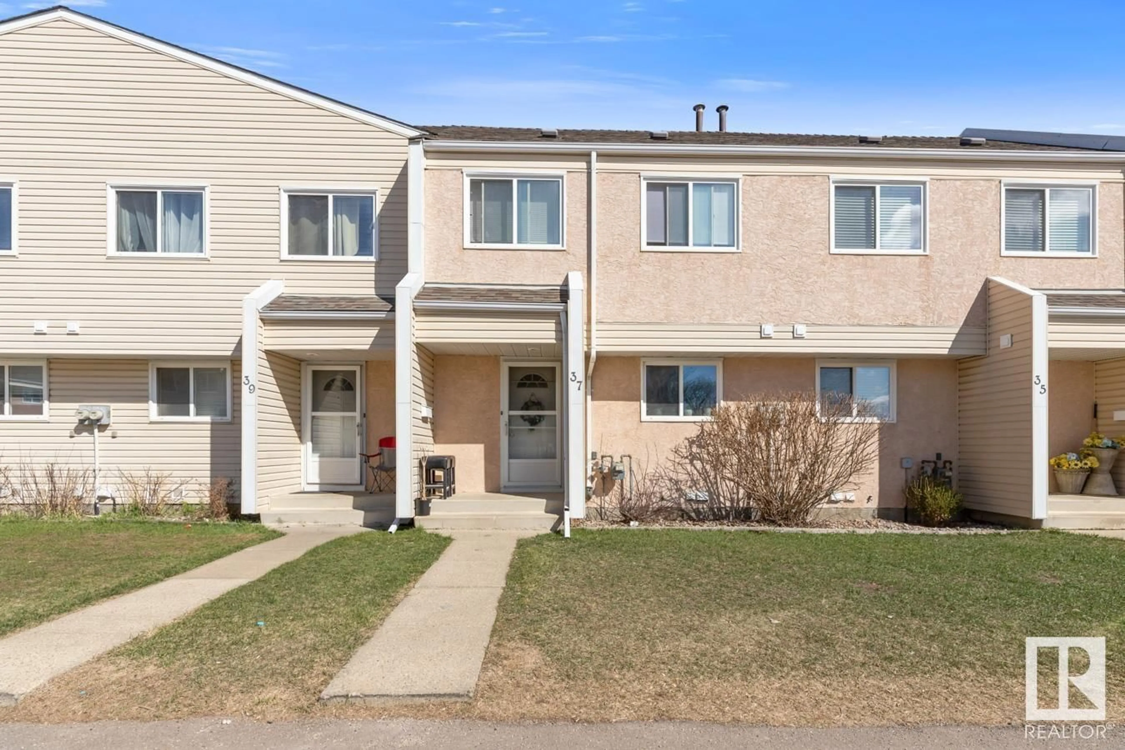Unknown for NW - 16537 100 ST, Edmonton Alberta T5X5H4