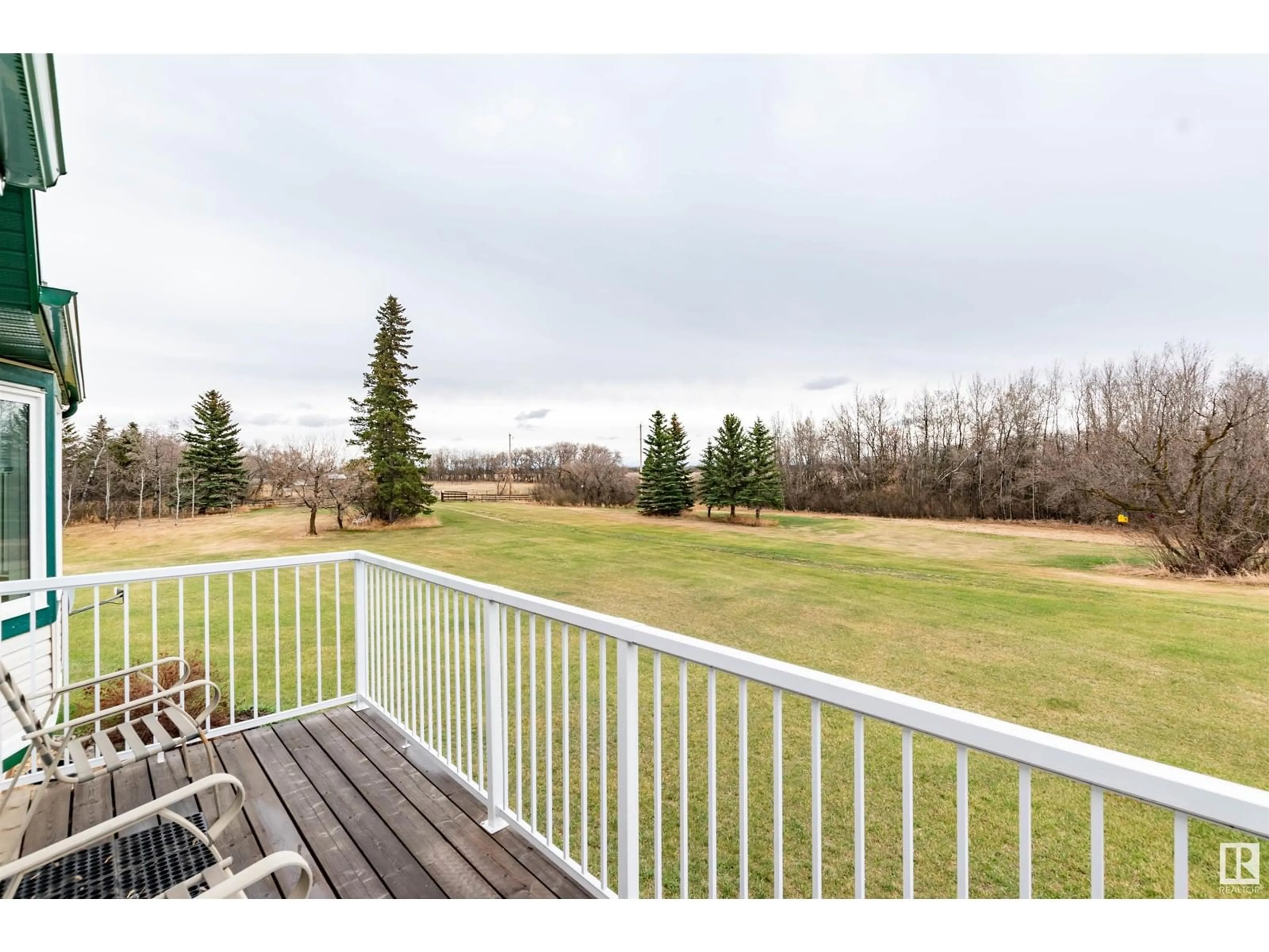 Patio, water/lake/river/ocean view for 514030 RANGE ROAD 163, Rural Lamont County Alberta T0B3H0