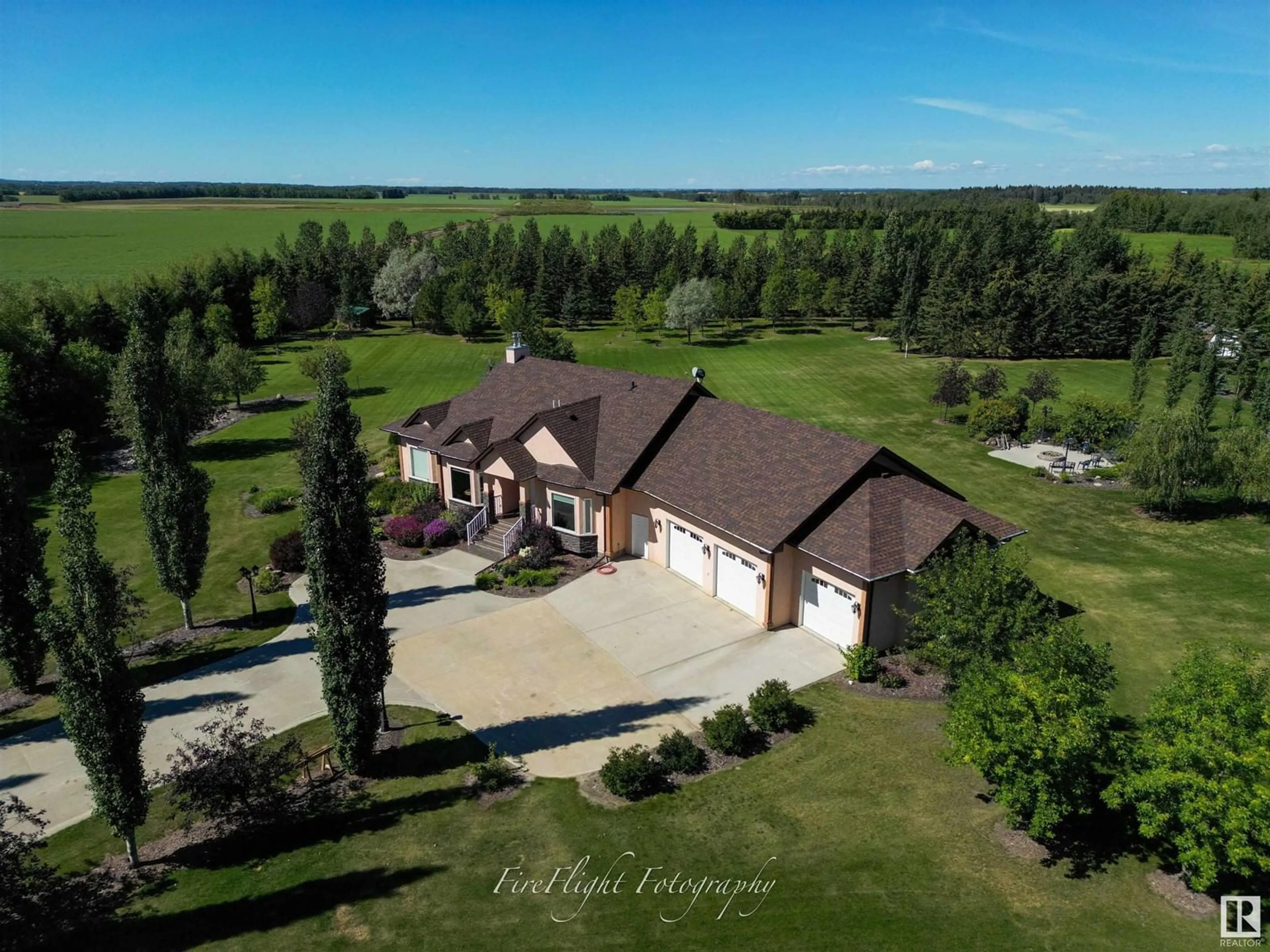 A pic from outside/outdoor area/front of a property/back of a property/a pic from drone, building for 60110 RR265 RD, Rural Westlock County Alberta T7P2P4