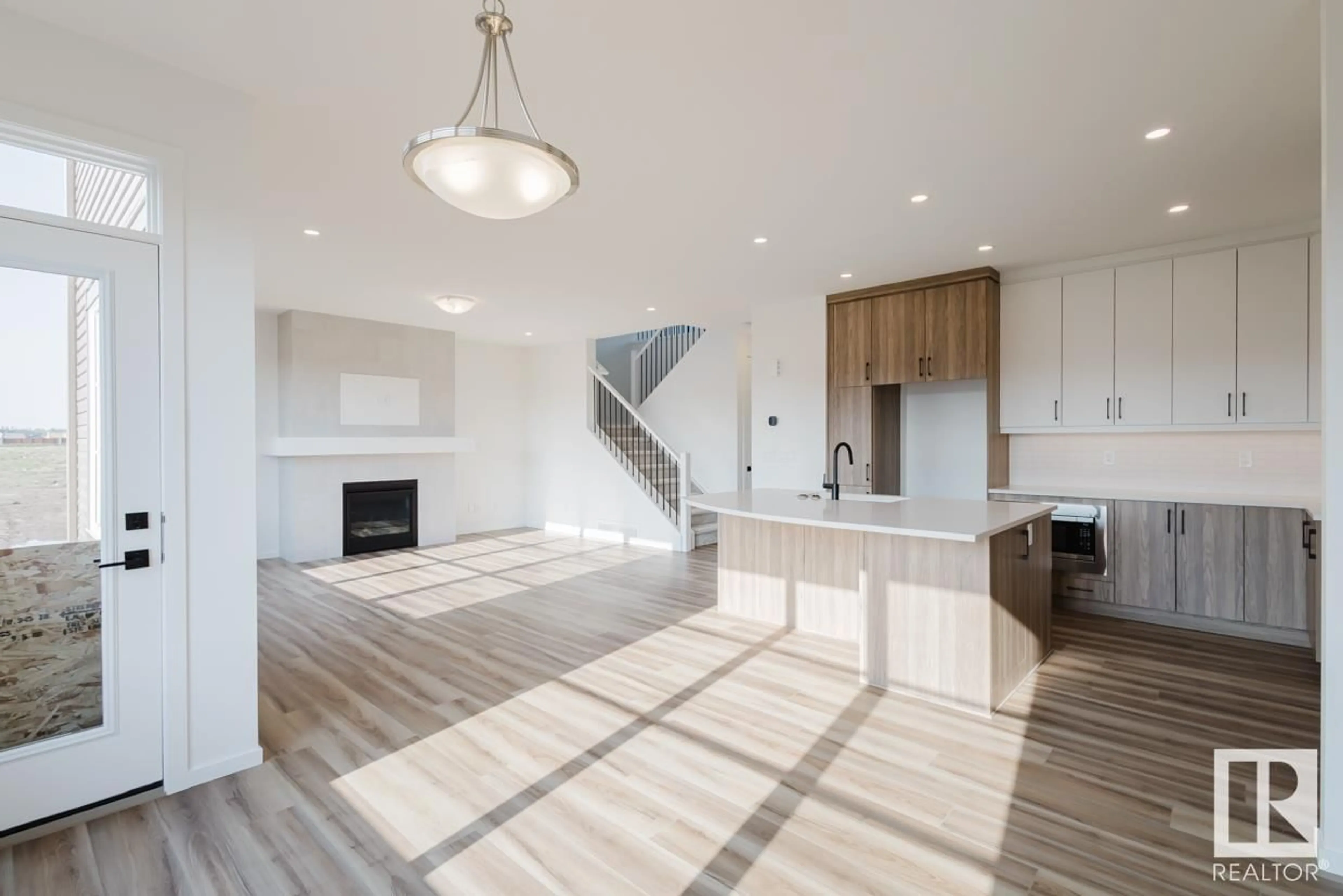 Open concept kitchen, unknown for 1050 WOLF WILLOW WY, Sherwood Park Alberta X0X0X0