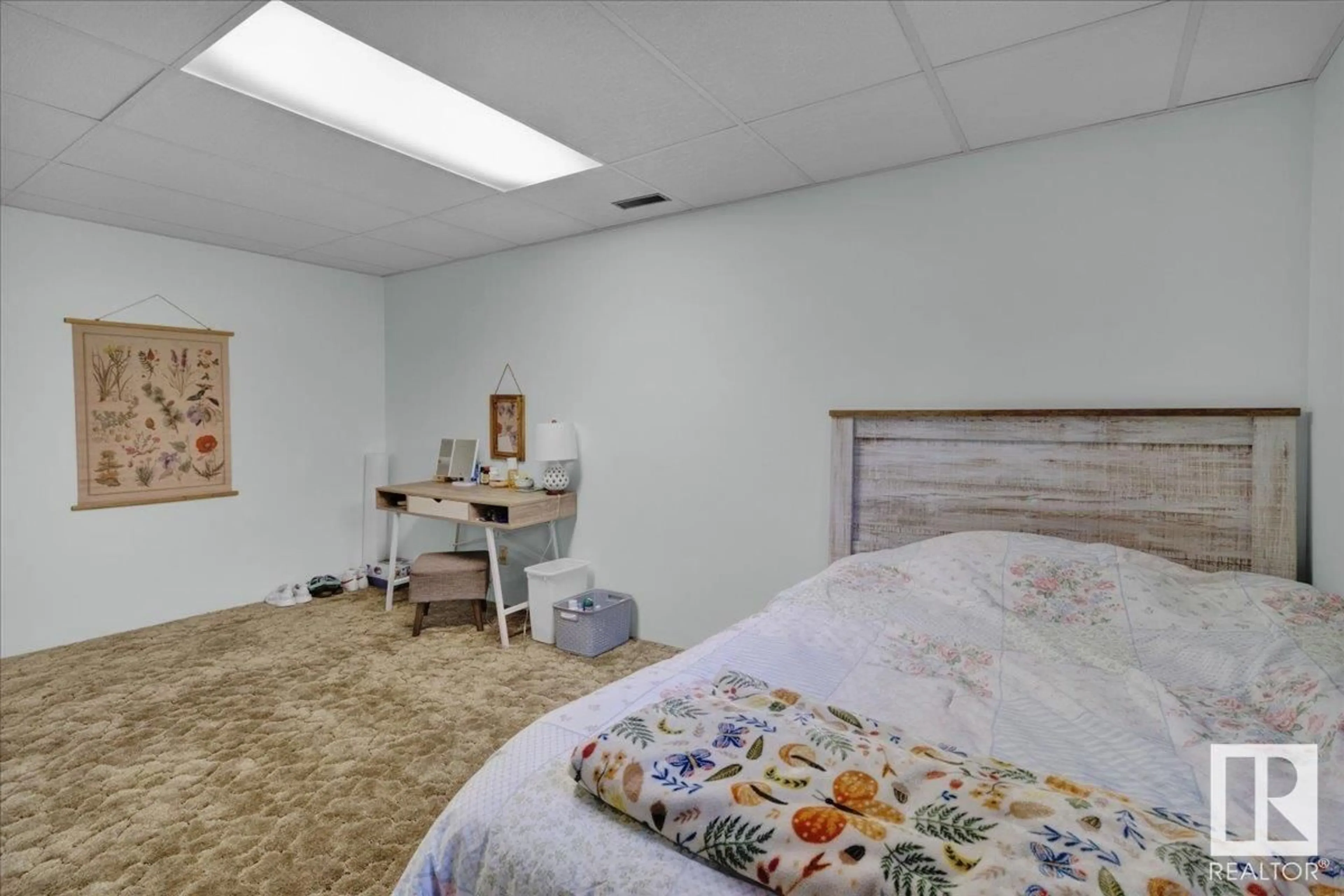 A pic of a room for 4209 48 ST, Vegreville Alberta T9C1B9