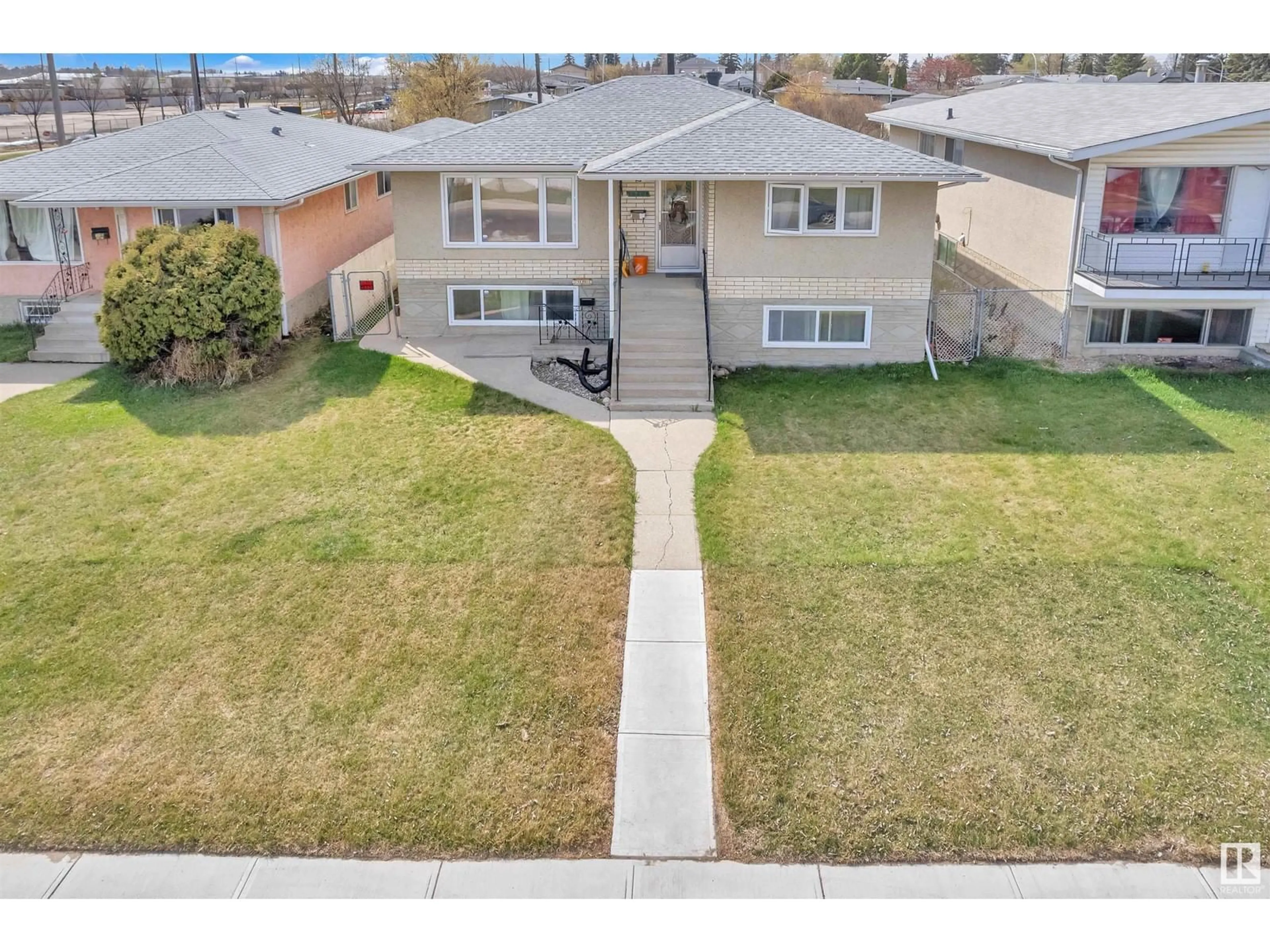 A pic from outside/outdoor area/front of a property/back of a property/a pic from drone, street for 12708 83 ST, Edmonton Alberta T5E2V8