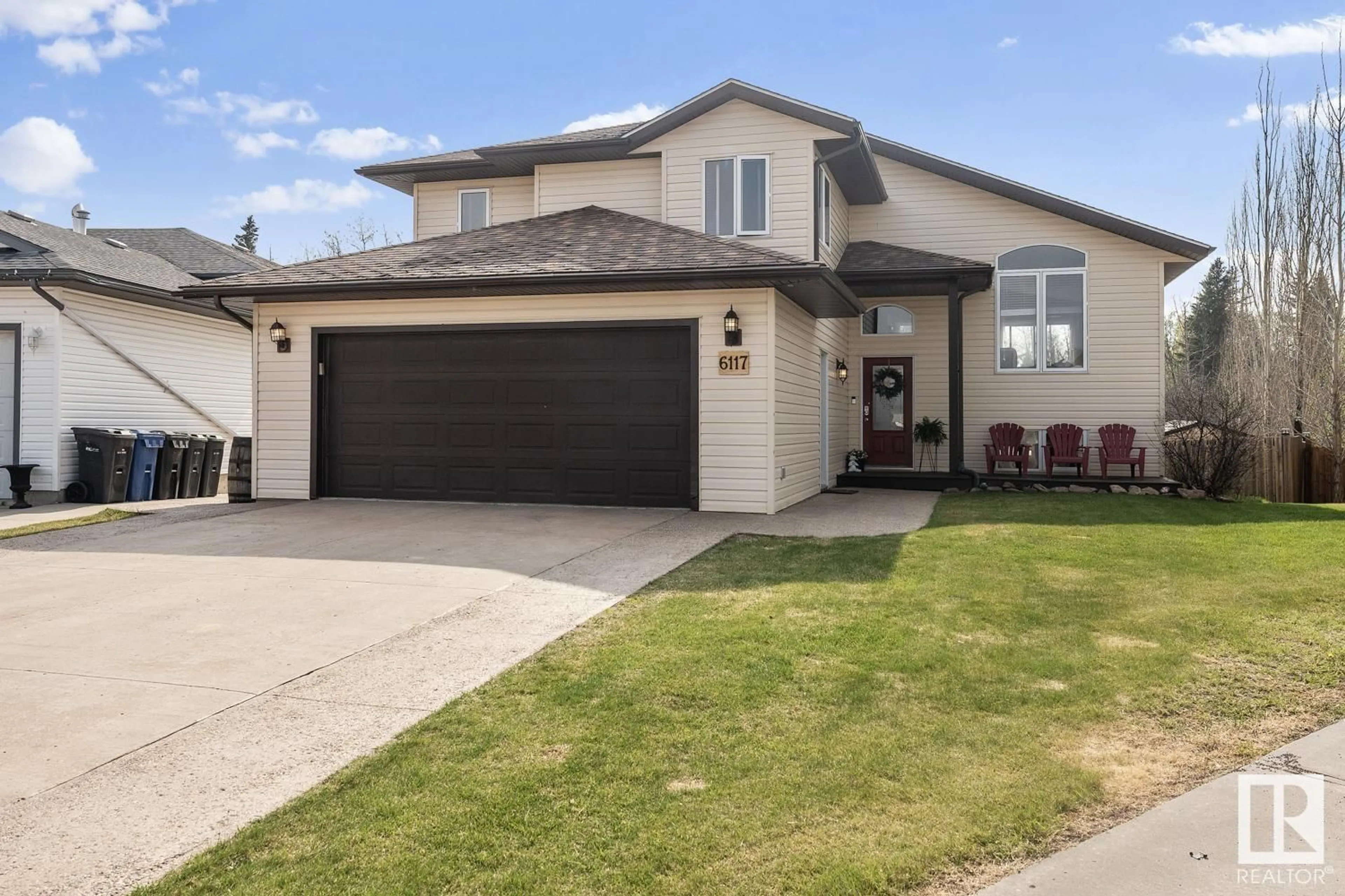 Home with vinyl exterior material, street for 6117 54 AV, Cold Lake Alberta T9M2C8