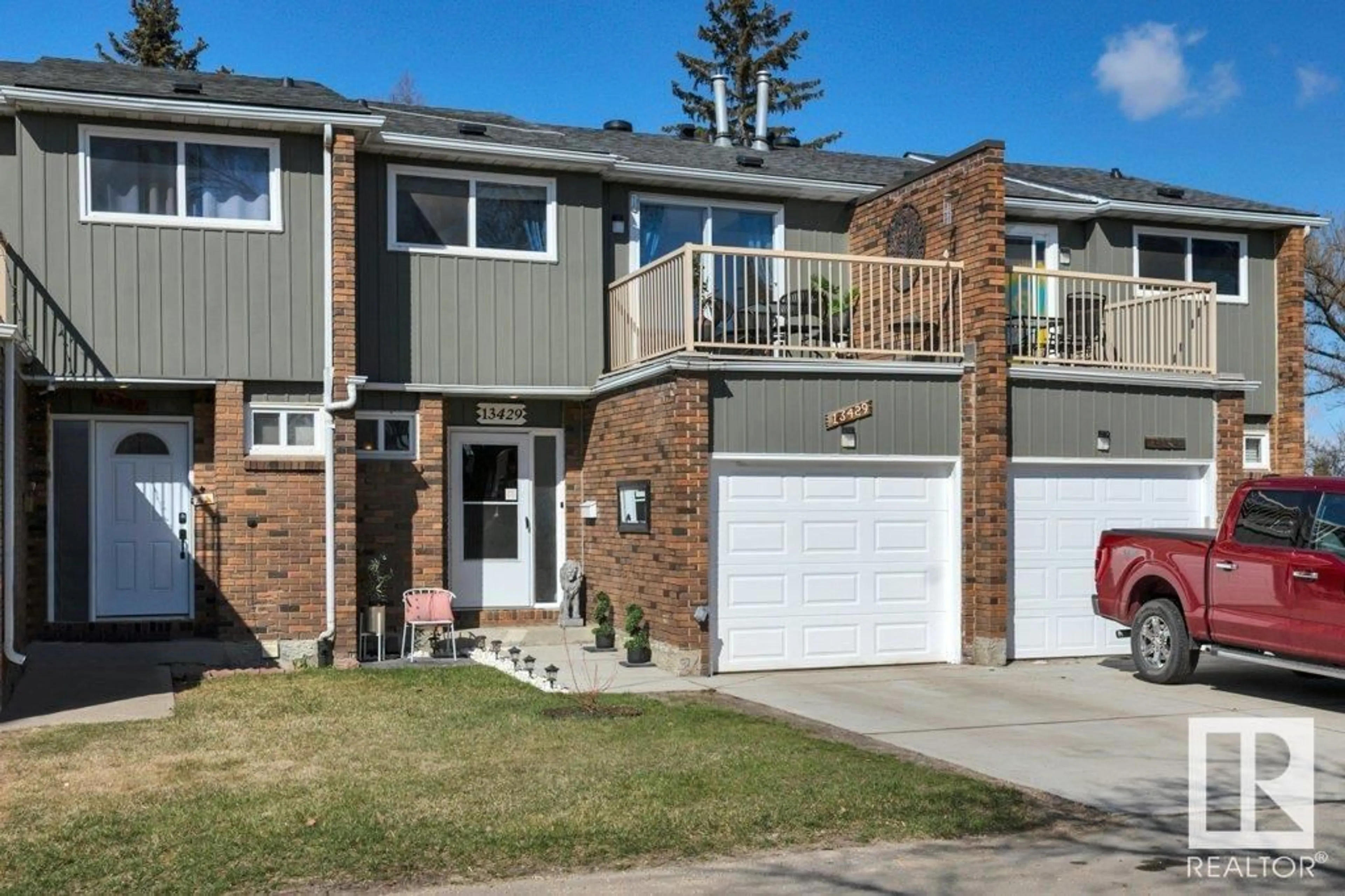 Home with brick exterior material, street for 13429 40 ST, Edmonton Alberta T5A3L9