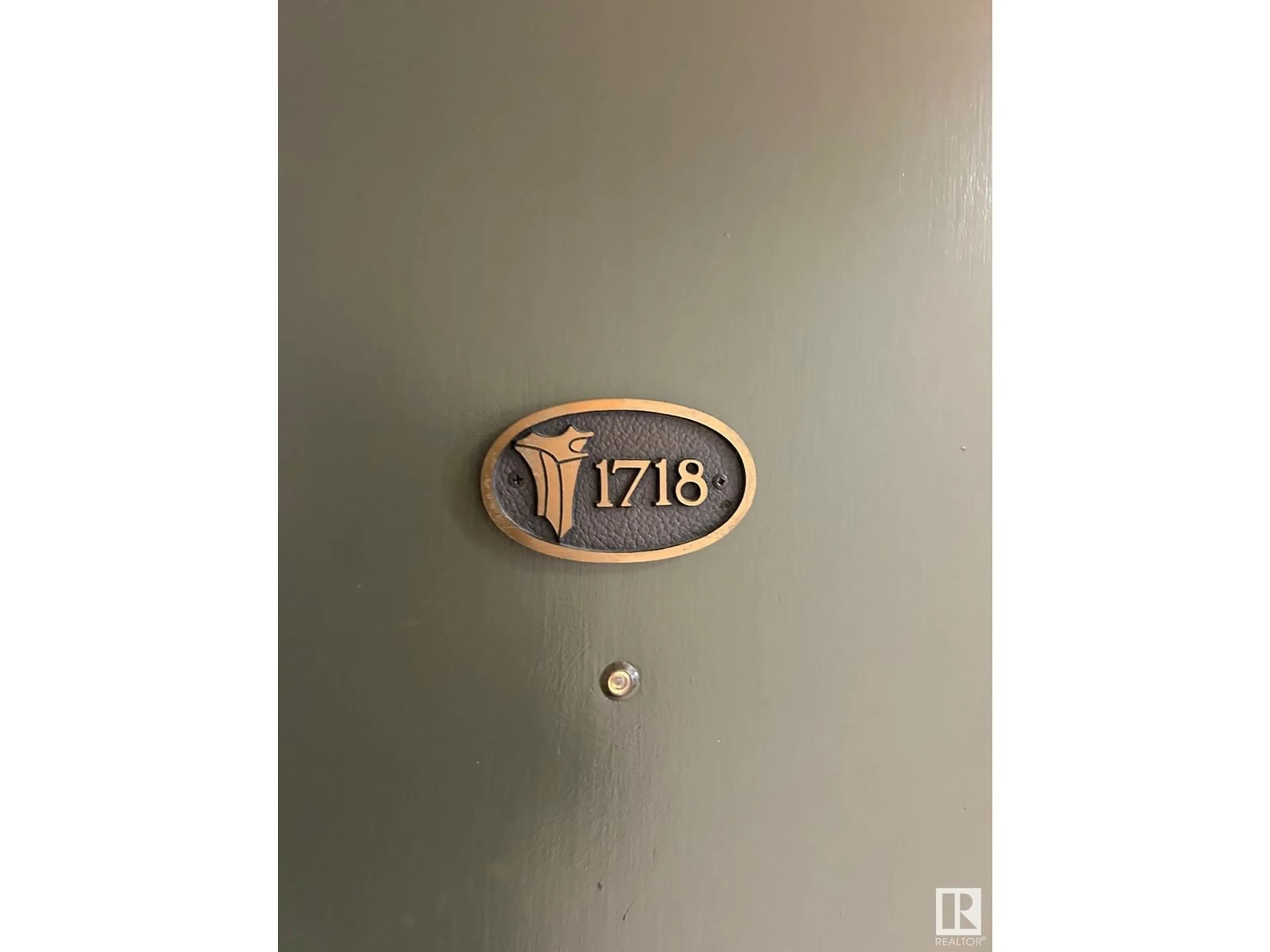 Unknown for 1718 STONY PLAIN RD, Edmonton Alberta T5N3R2