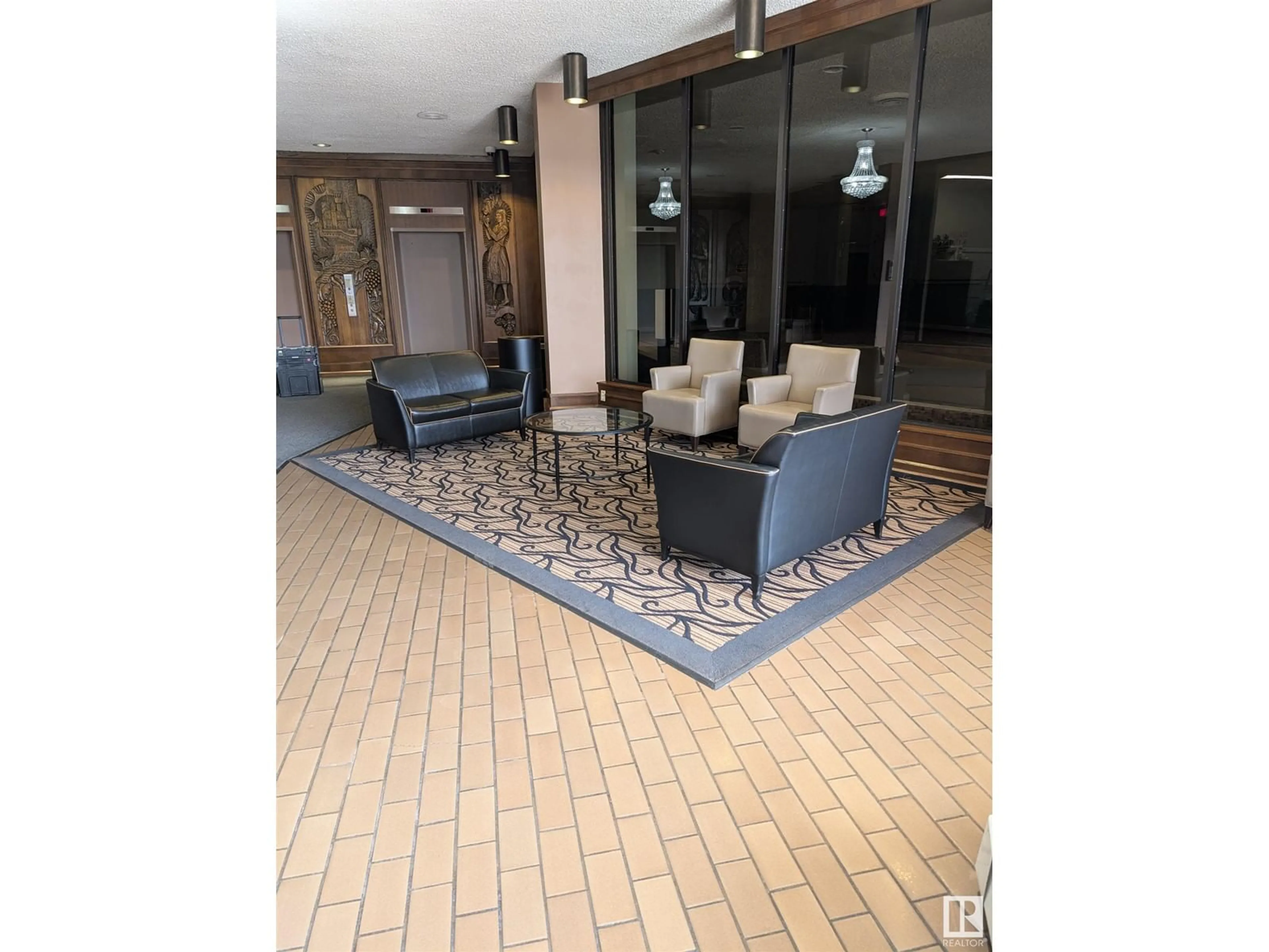 Lobby for 1718 STONY PLAIN RD, Edmonton Alberta T5N3R2