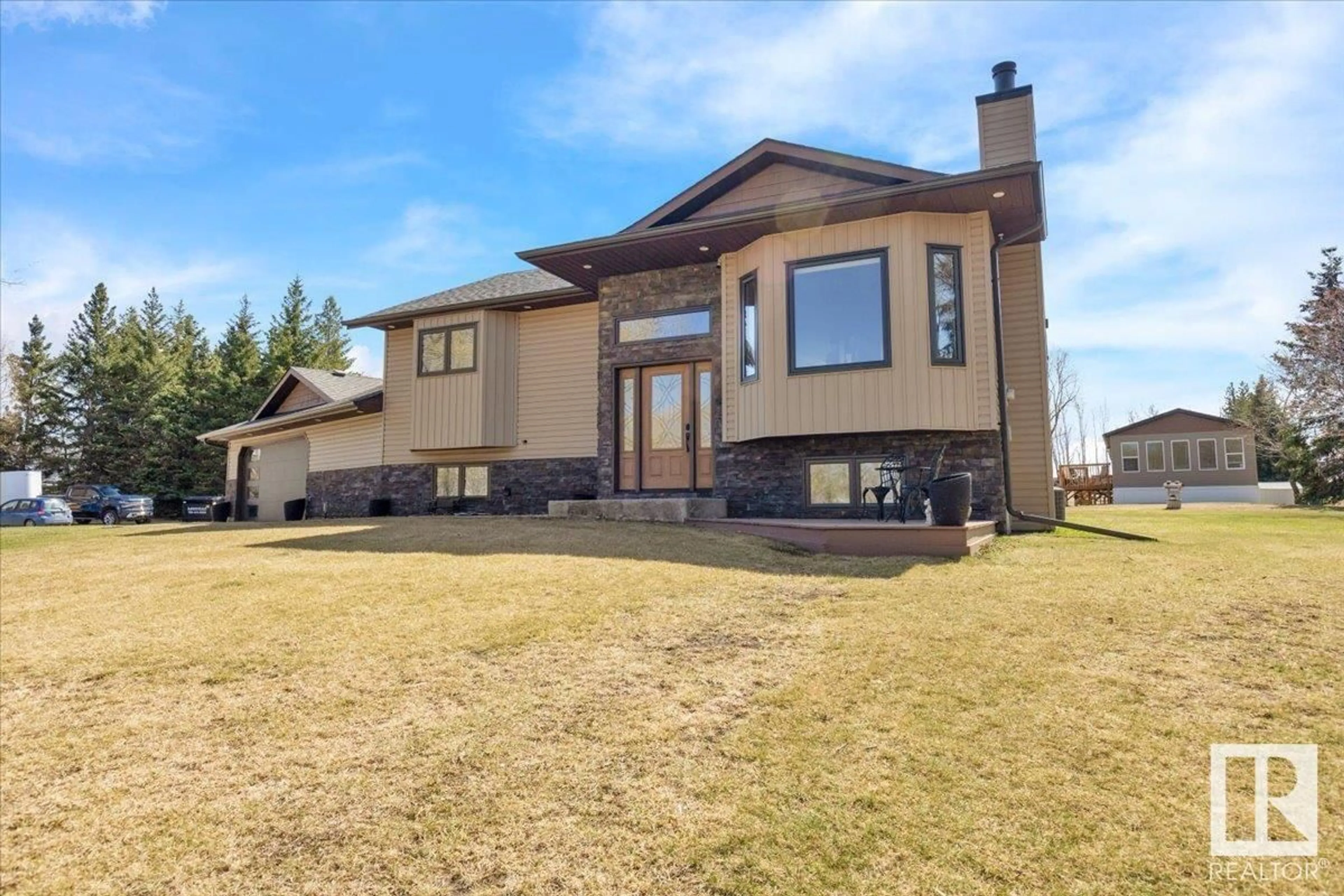 Home with vinyl exterior material, unknown for 15 - 15 RGE ROAD 274 RGE ROAD, Rural Parkland County Alberta T7X3R9