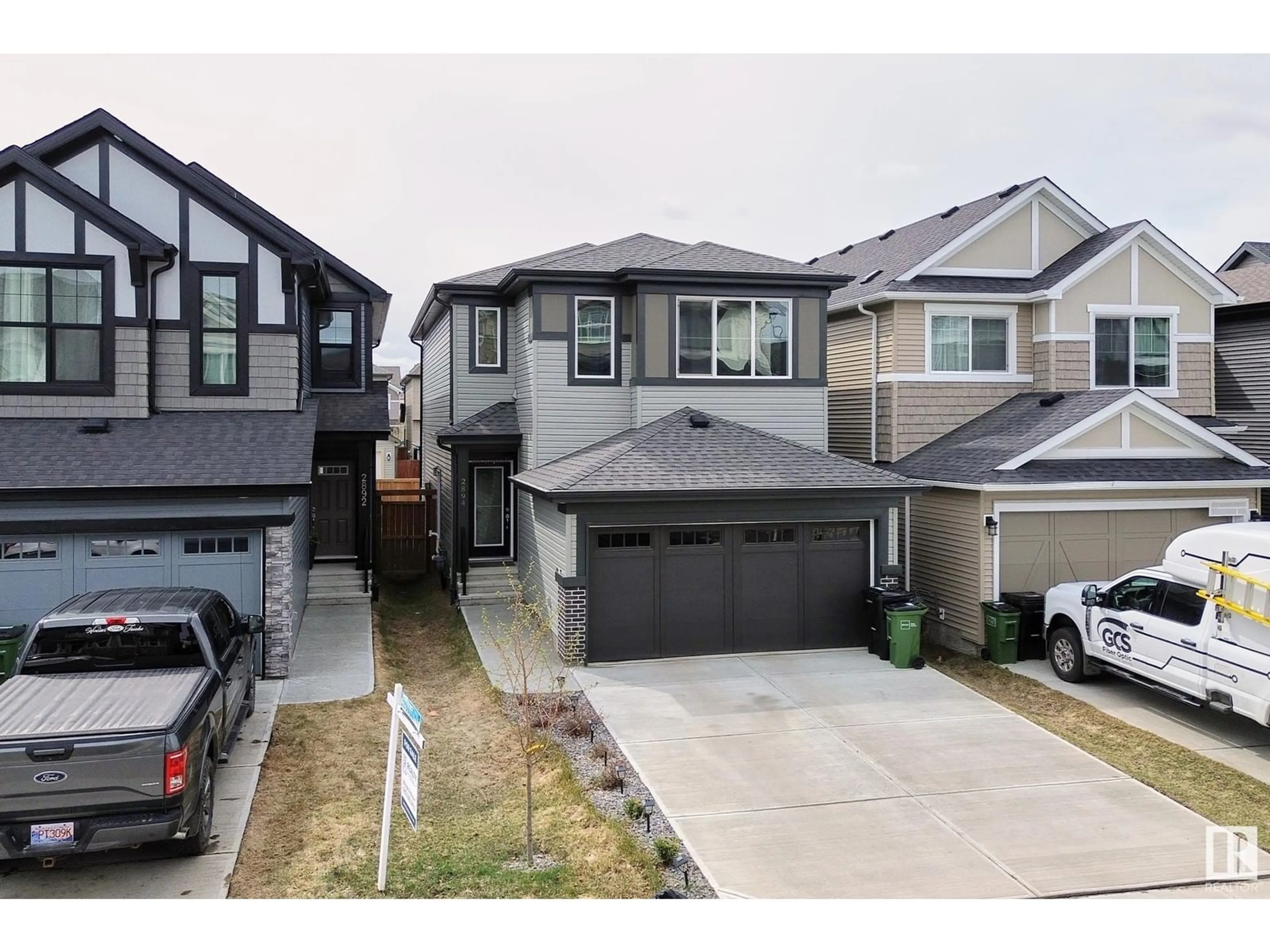 Unknown for GR SW - 2894 COUGHLAN GREEN, Edmonton Alberta T6W4B2
