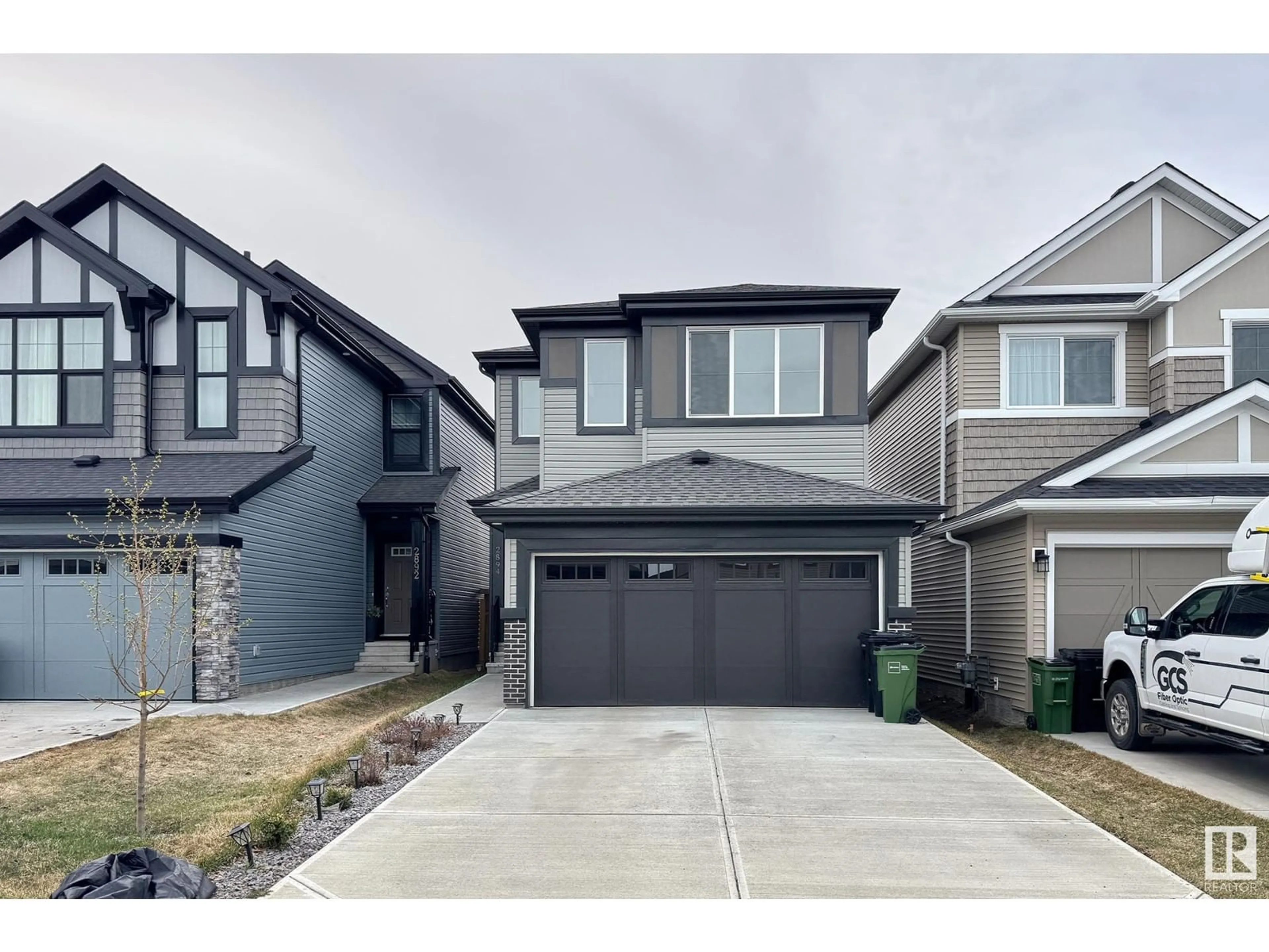 Unknown for GR SW - 2894 COUGHLAN GREEN, Edmonton Alberta T6W4B2
