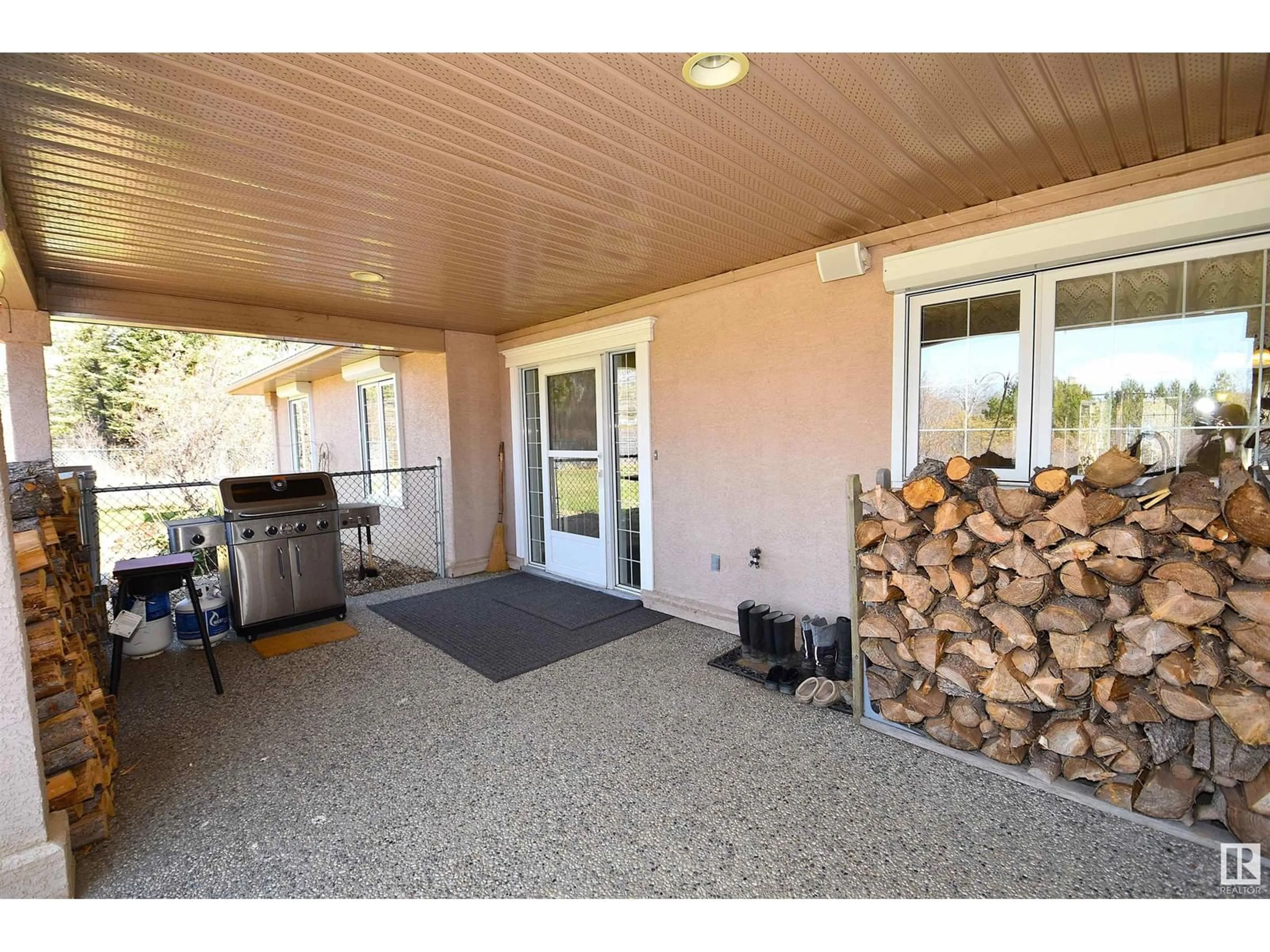 Patio, unknown for #212 - 54304 RGE ROAD 12, Rural Lac Ste. Anne County Alberta T0E1V2
