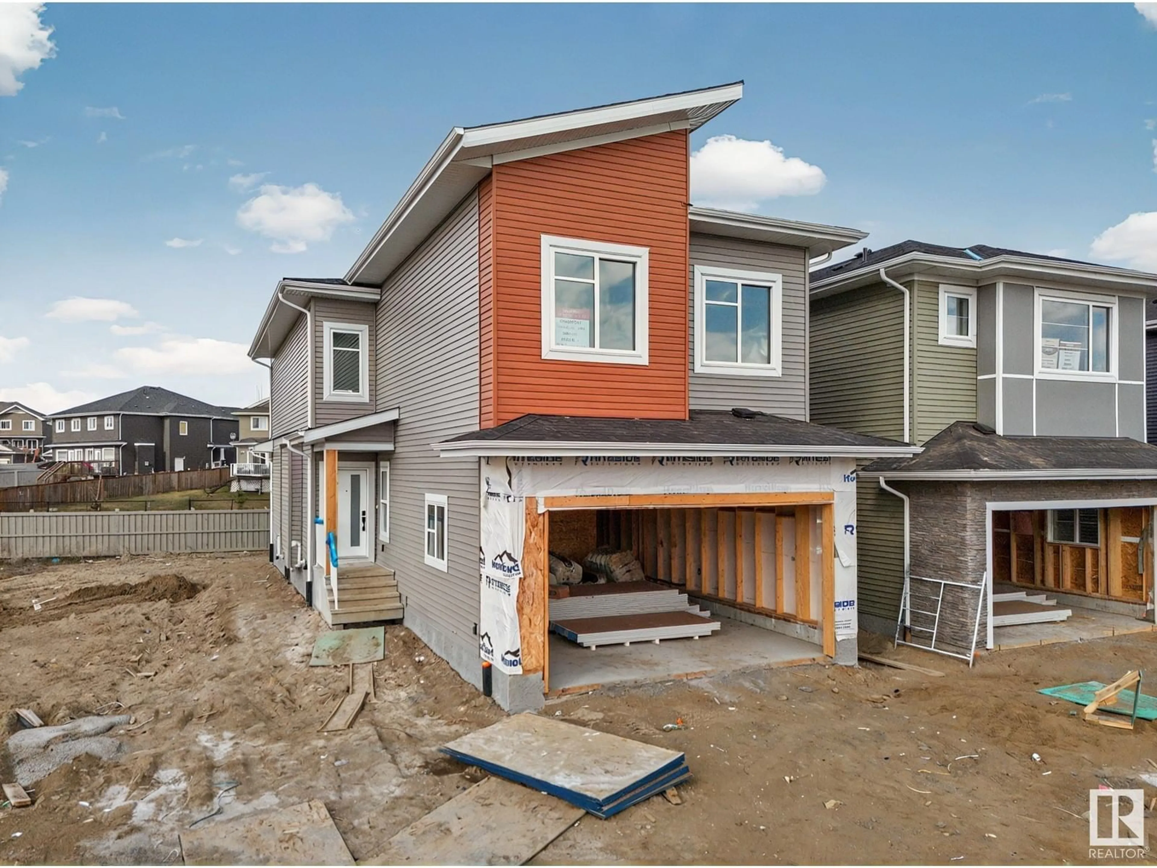 Home with vinyl exterior material, street for 3160 MAGPIE WY, Edmonton Alberta T5S0V4