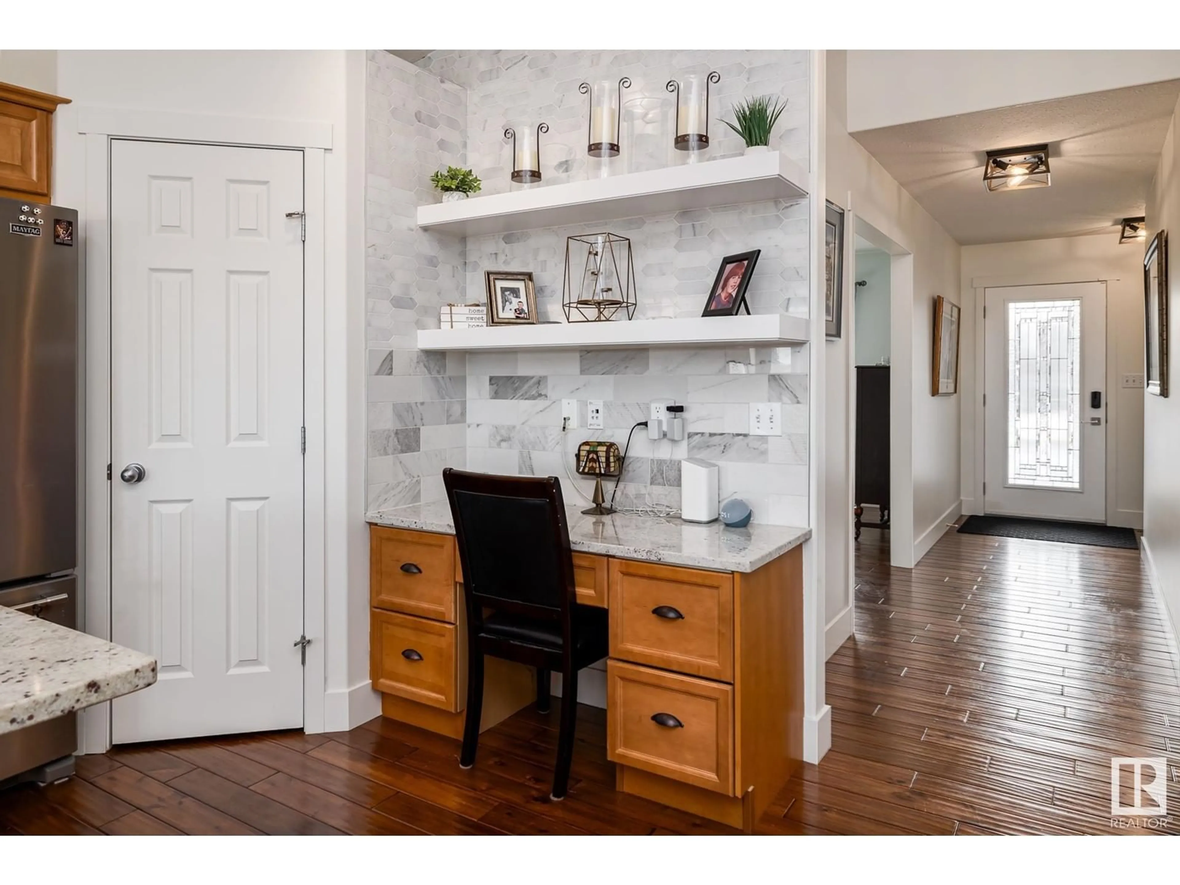 Indoor entryway for 67 BRIARWOOD PT, Stony Plain Alberta T7Z2Z2
