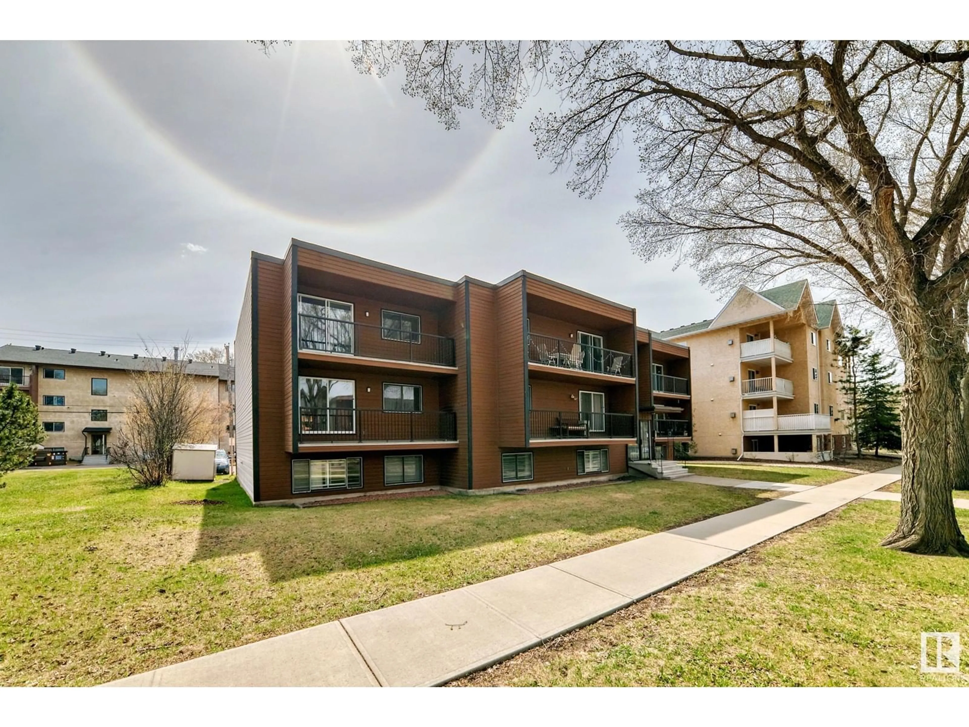 Unknown for #102 - 10745 78 AV, Edmonton Alberta T6E1P7