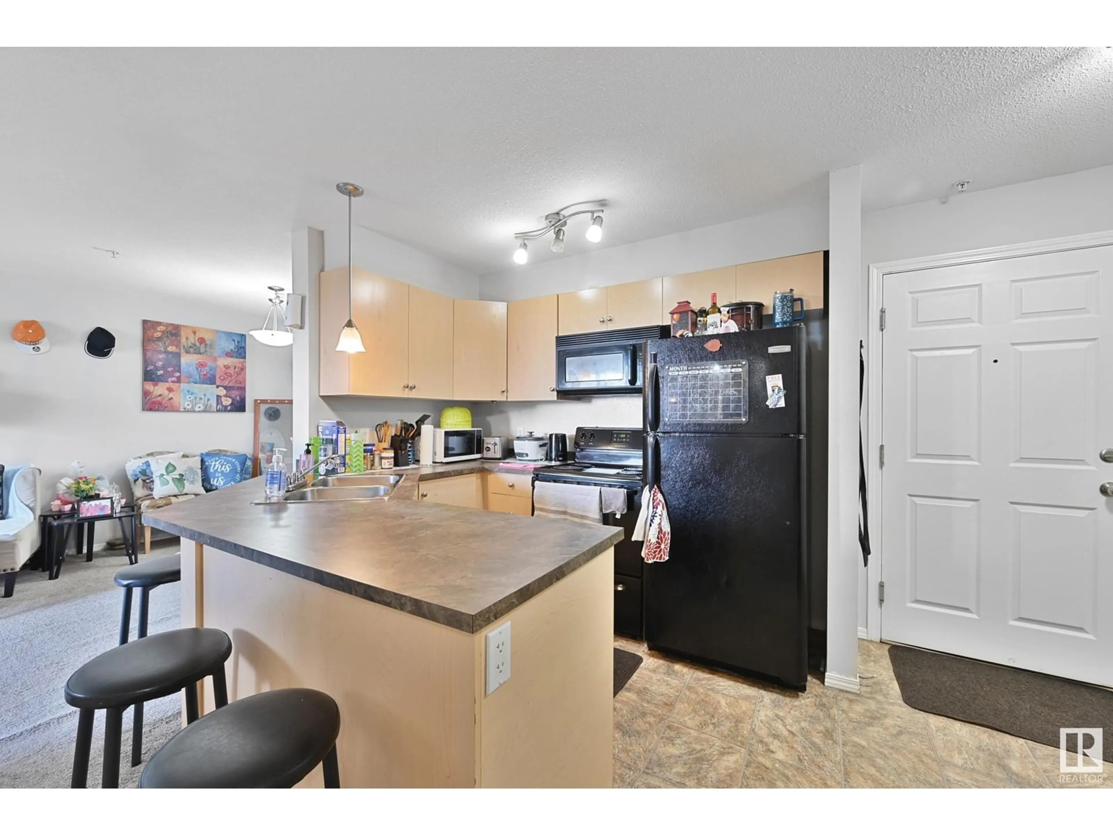 Unknown for 121 - 4309 33 ST, Stony Plain Alberta T7Z0C4