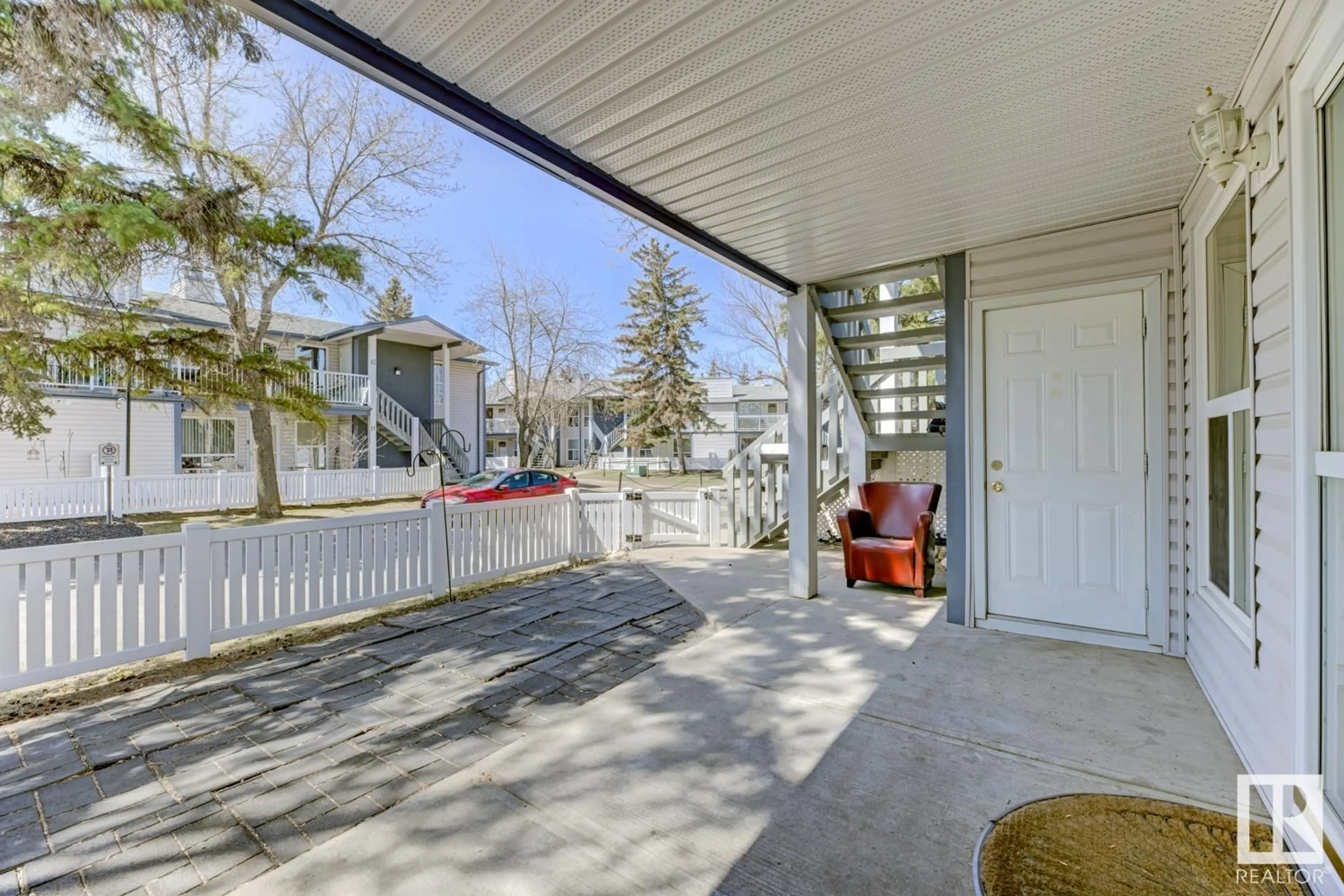 Patio, street for #5 - 14620 26 ST, Edmonton Alberta T5Y2J9