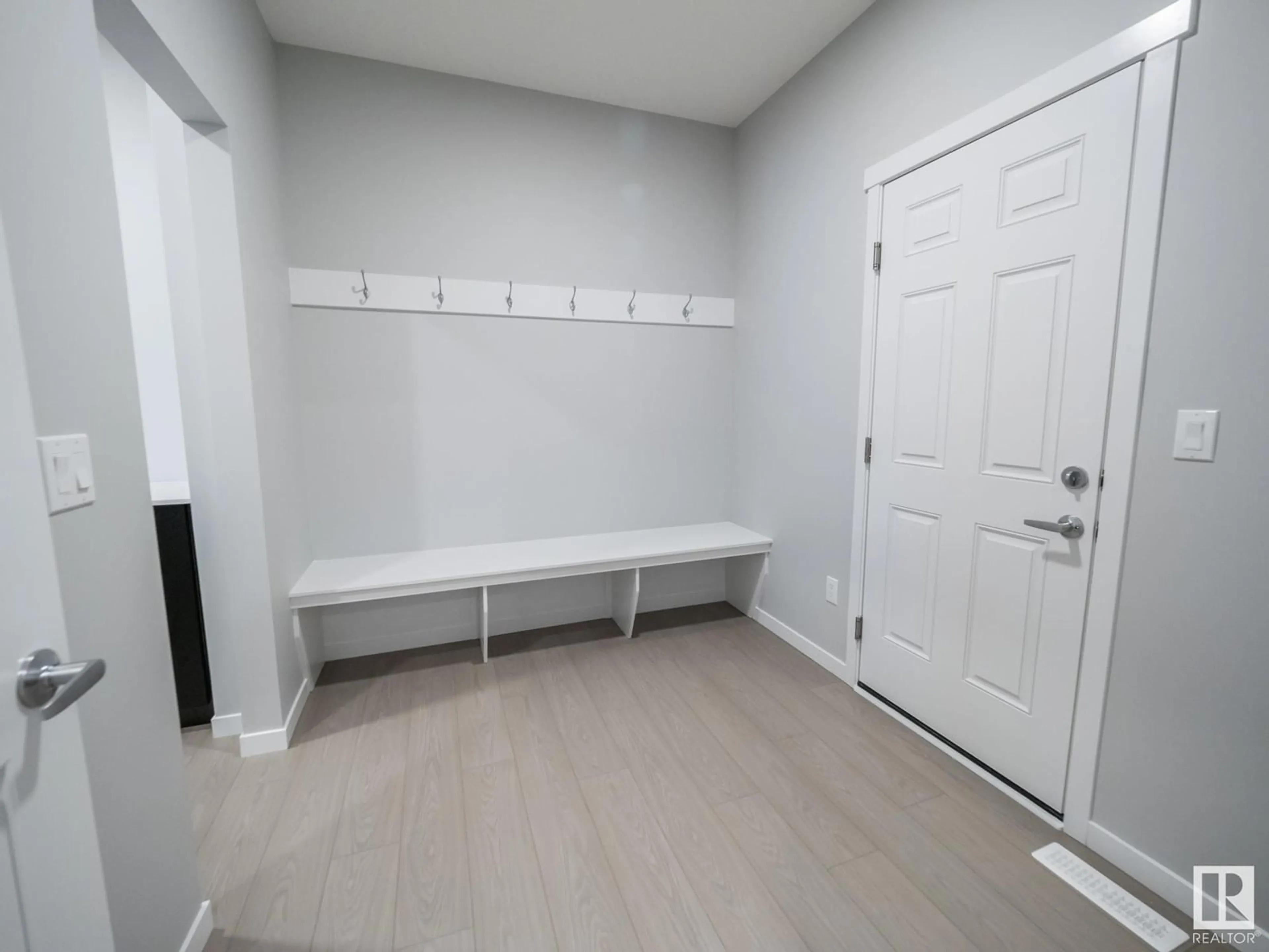 Unknown for NW - 2528 209 ST, Edmonton Alberta T6M2K7