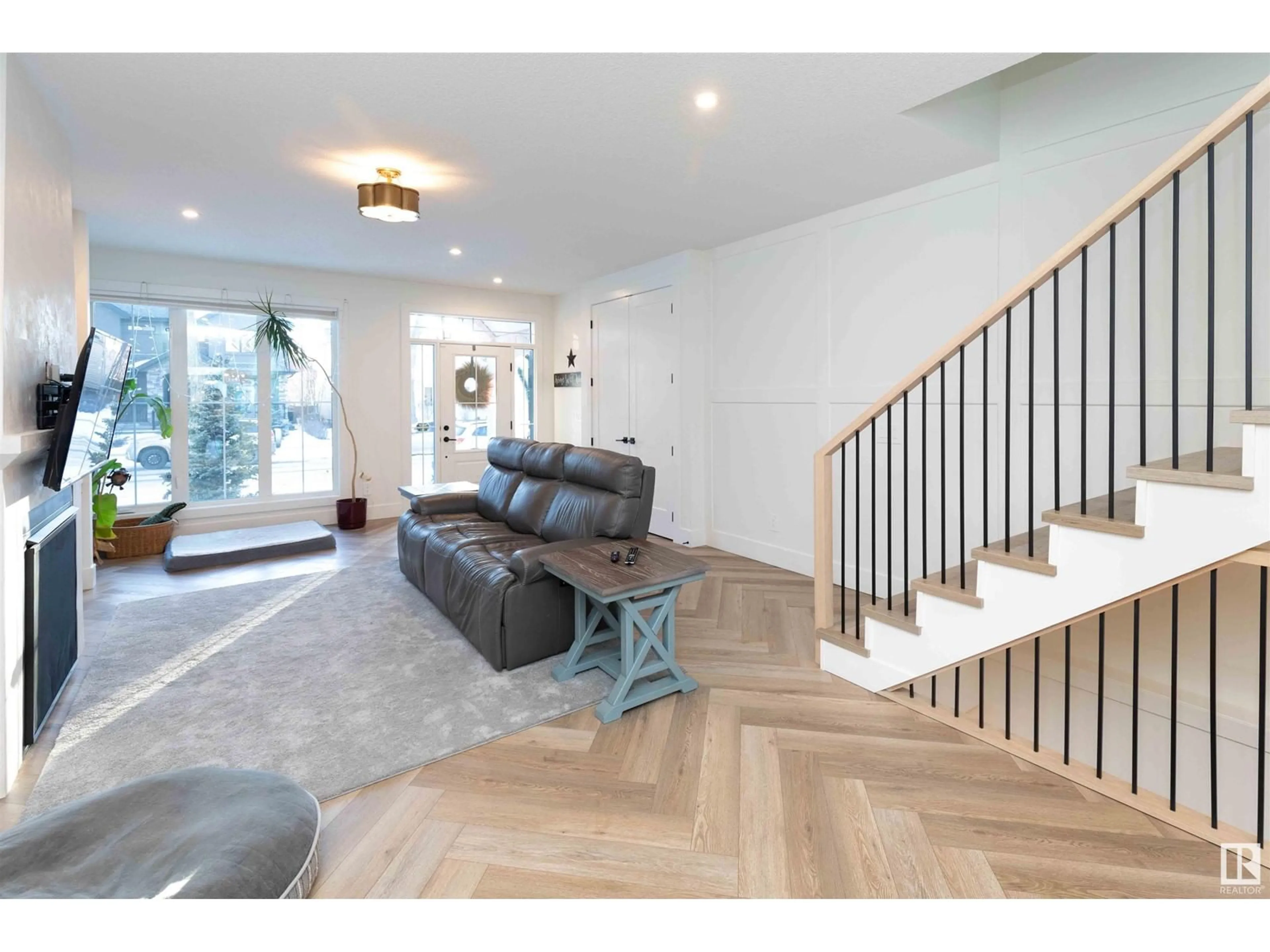 Unknown for NW - 10822 128 ST, Edmonton Alberta T5M0W2