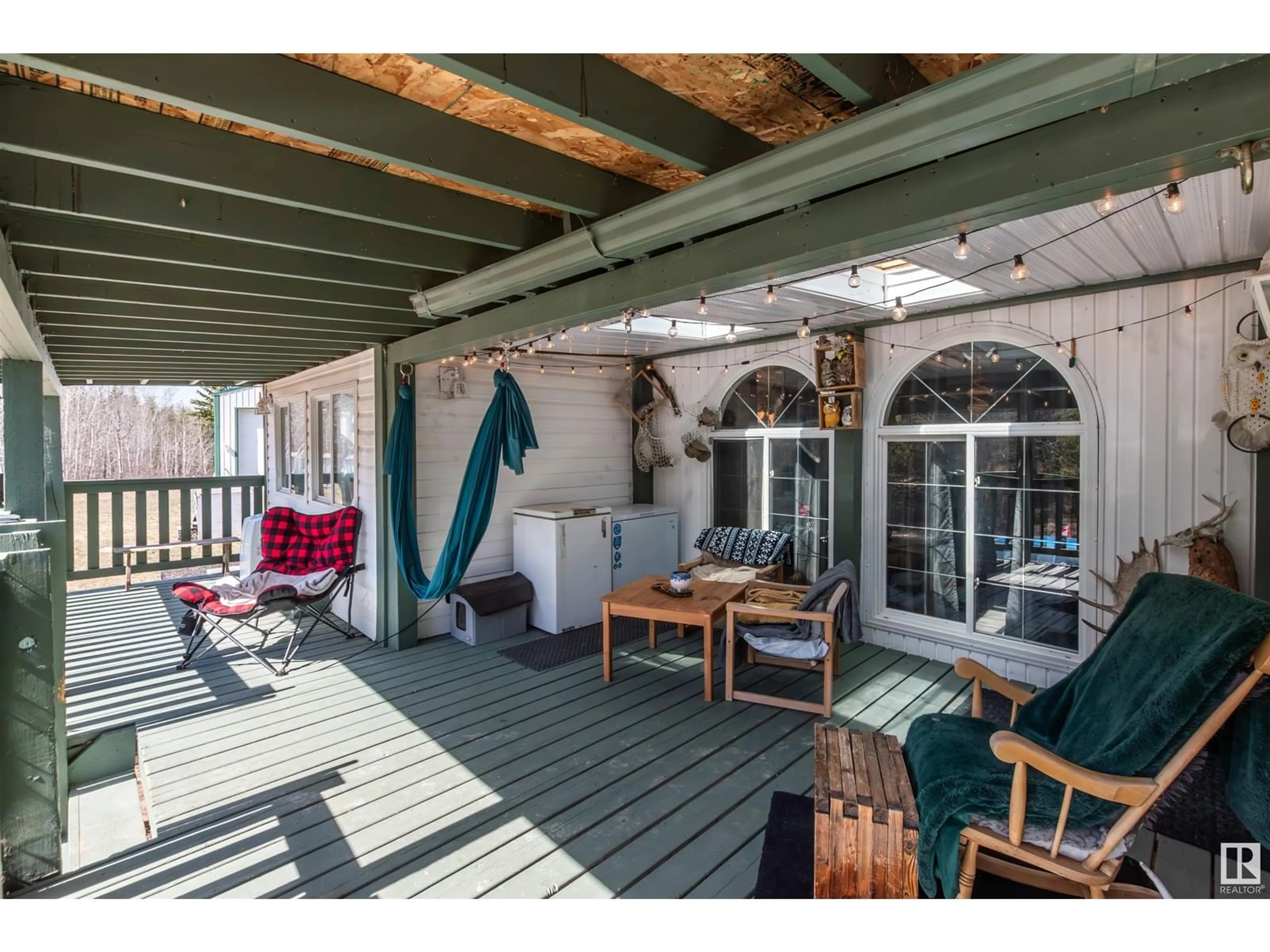Patio, street for 575014 RG RD 181, Rural Lamont County Alberta T0B2R0