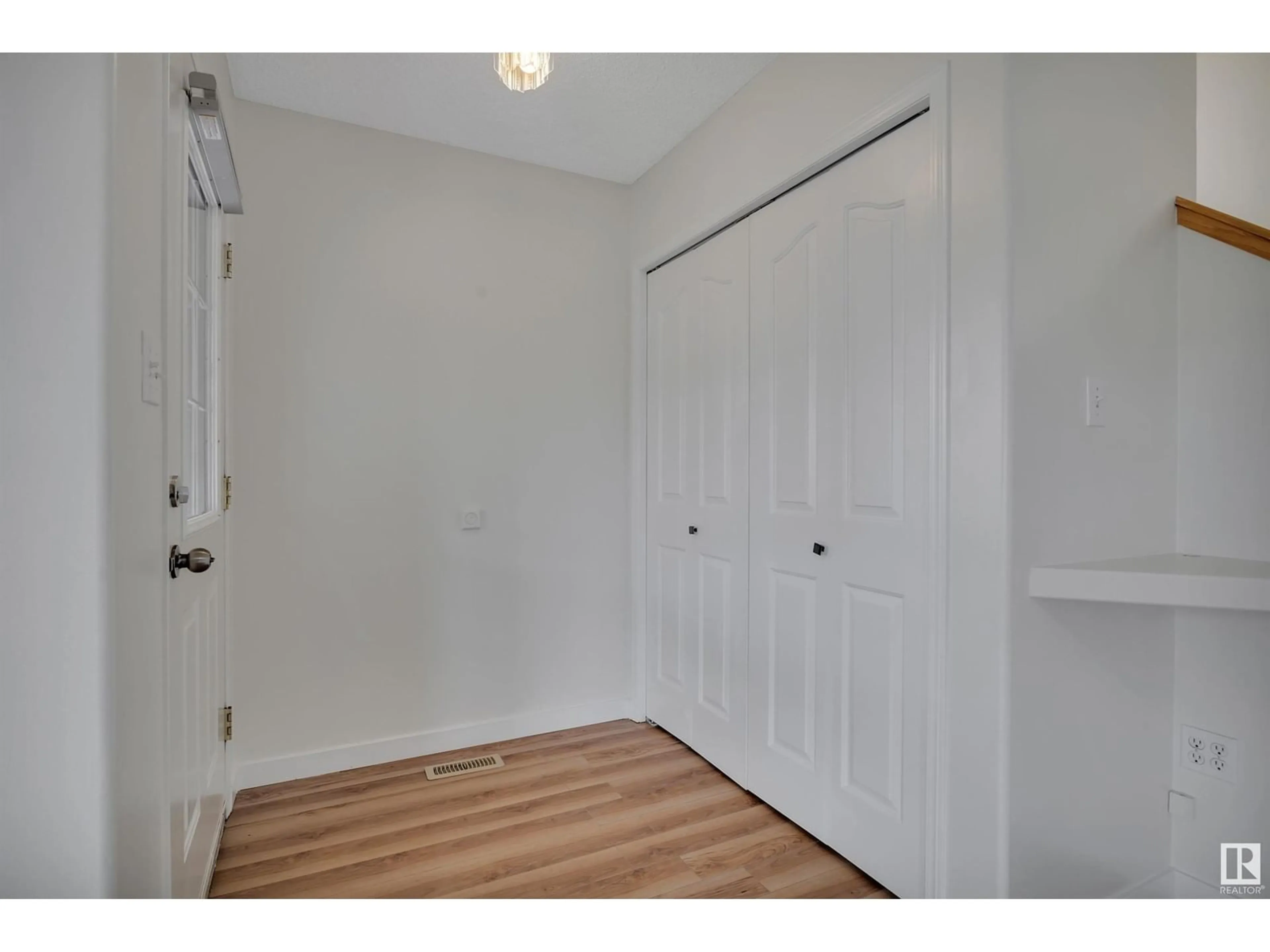 Unknown for 54 CAMPBELL RD, Leduc Alberta T9E8C8