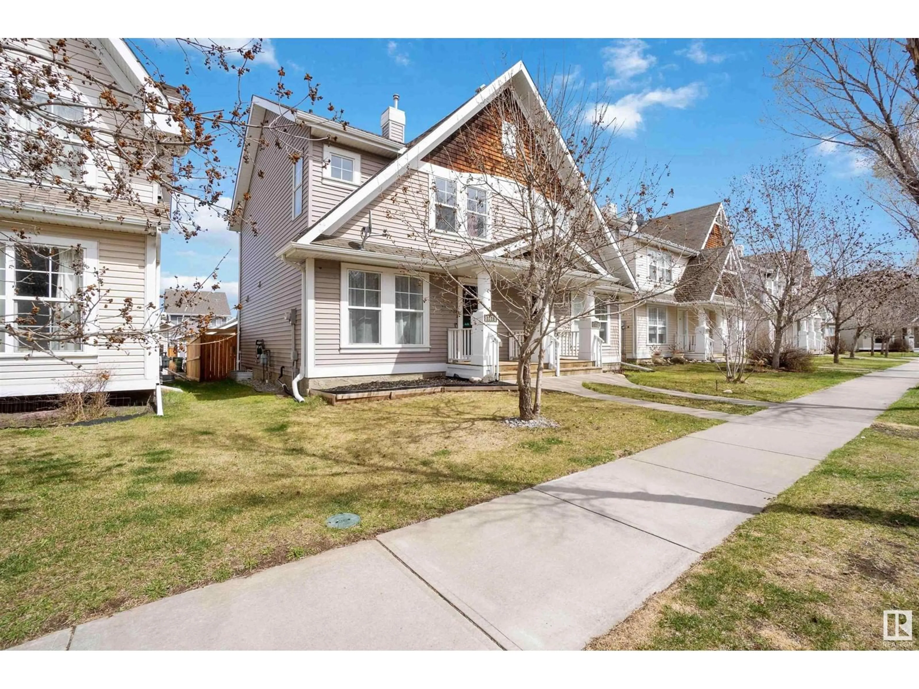 Unknown for SW - 1215 76 ST, Edmonton Alberta T6X1M9