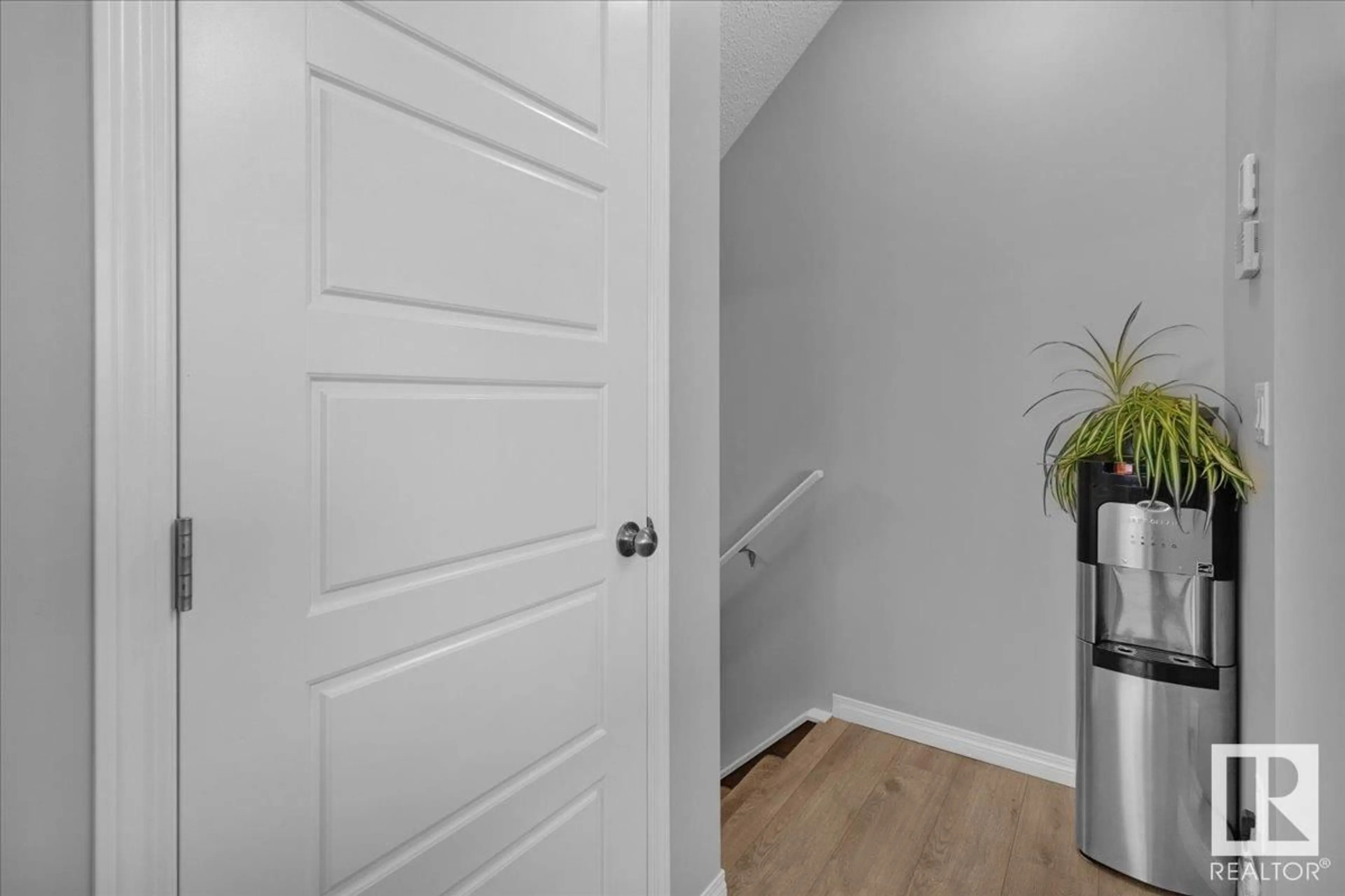 Indoor entryway for #78 - 16903 68 ST, Edmonton Alberta T5Z0K9