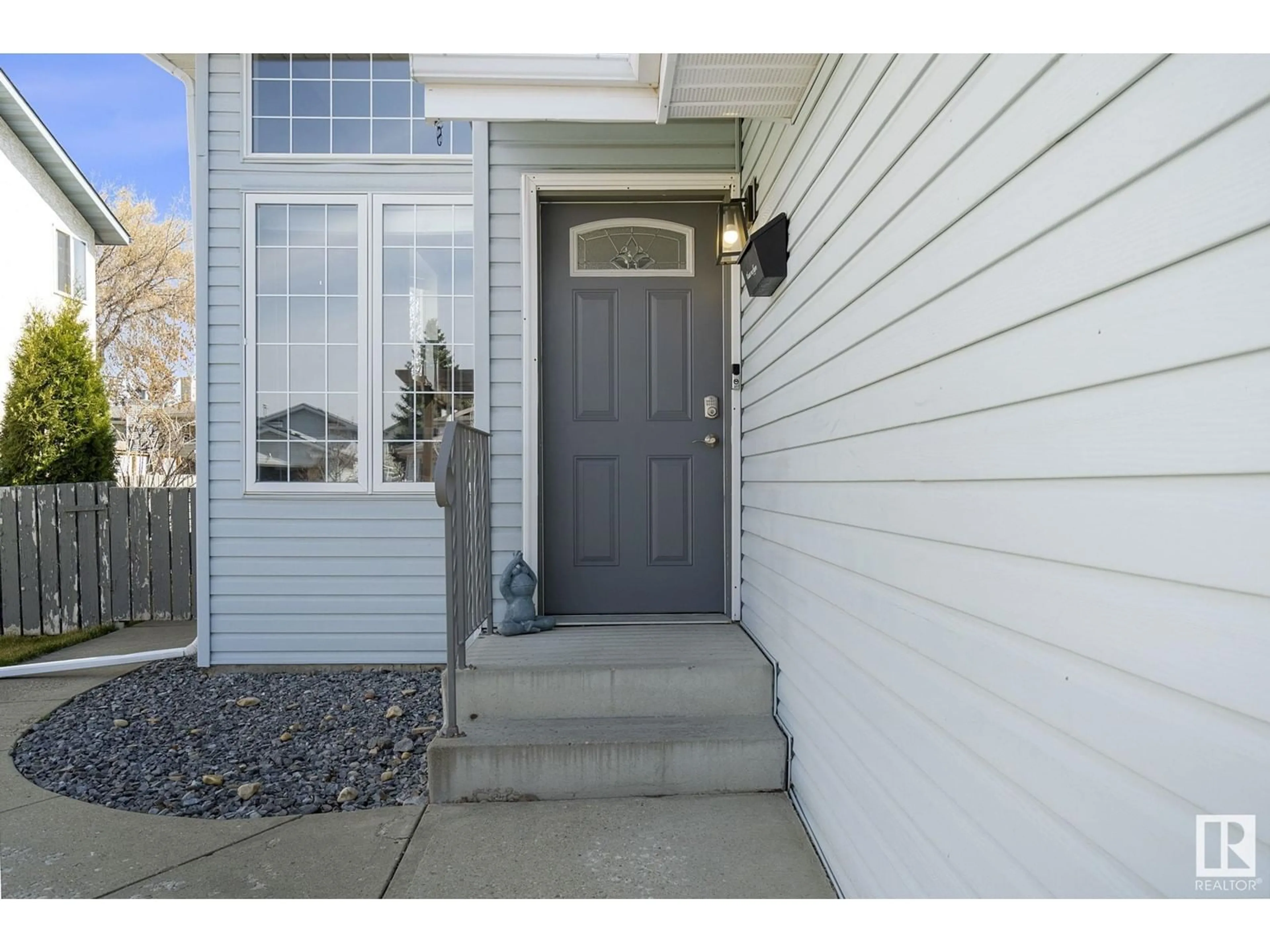 Indoor entryway for 6 DUNDAS PL, St. Albert Alberta T8N6C8