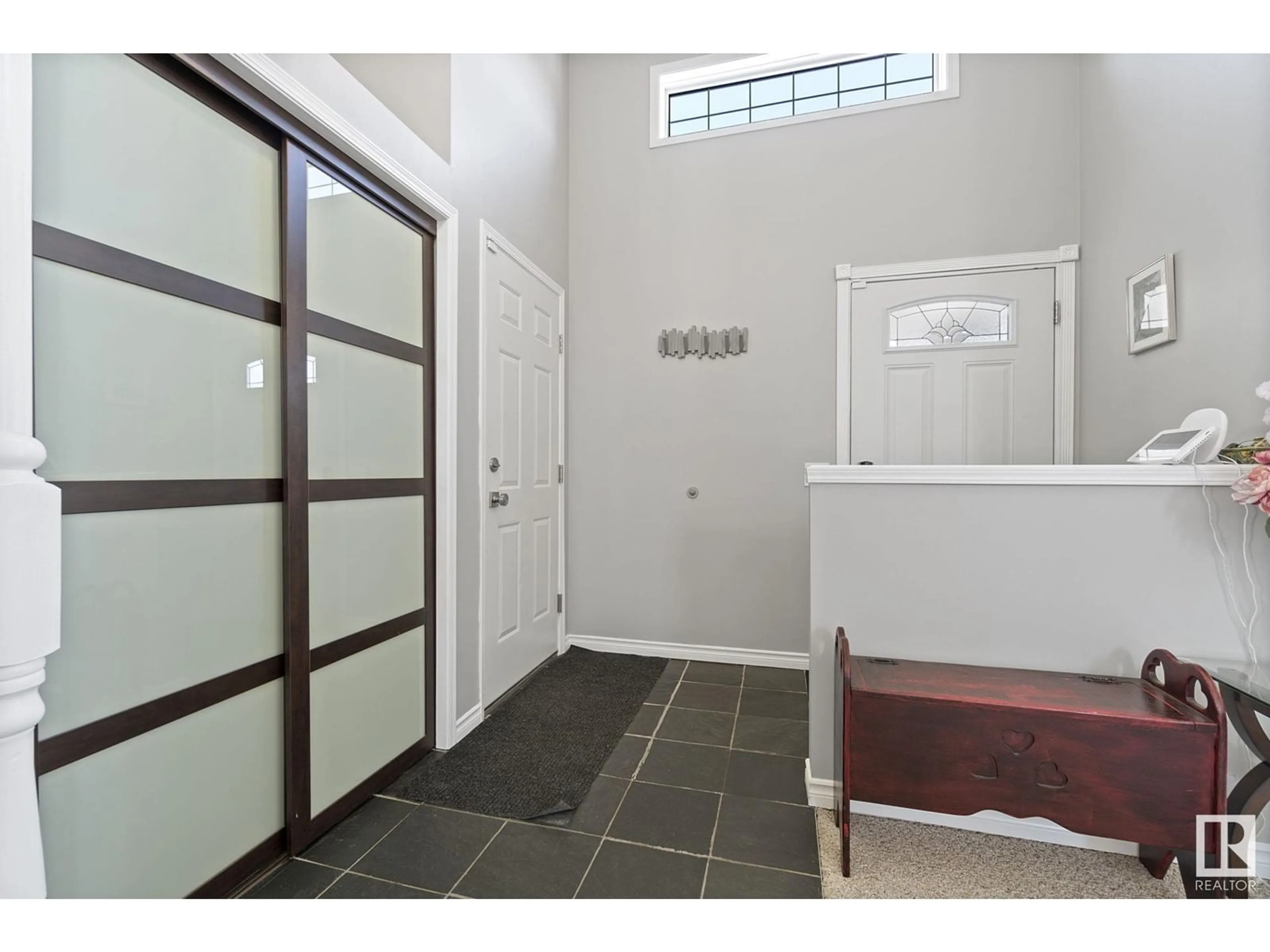 Indoor entryway for 6 DUNDAS PL, St. Albert Alberta T8N6C8