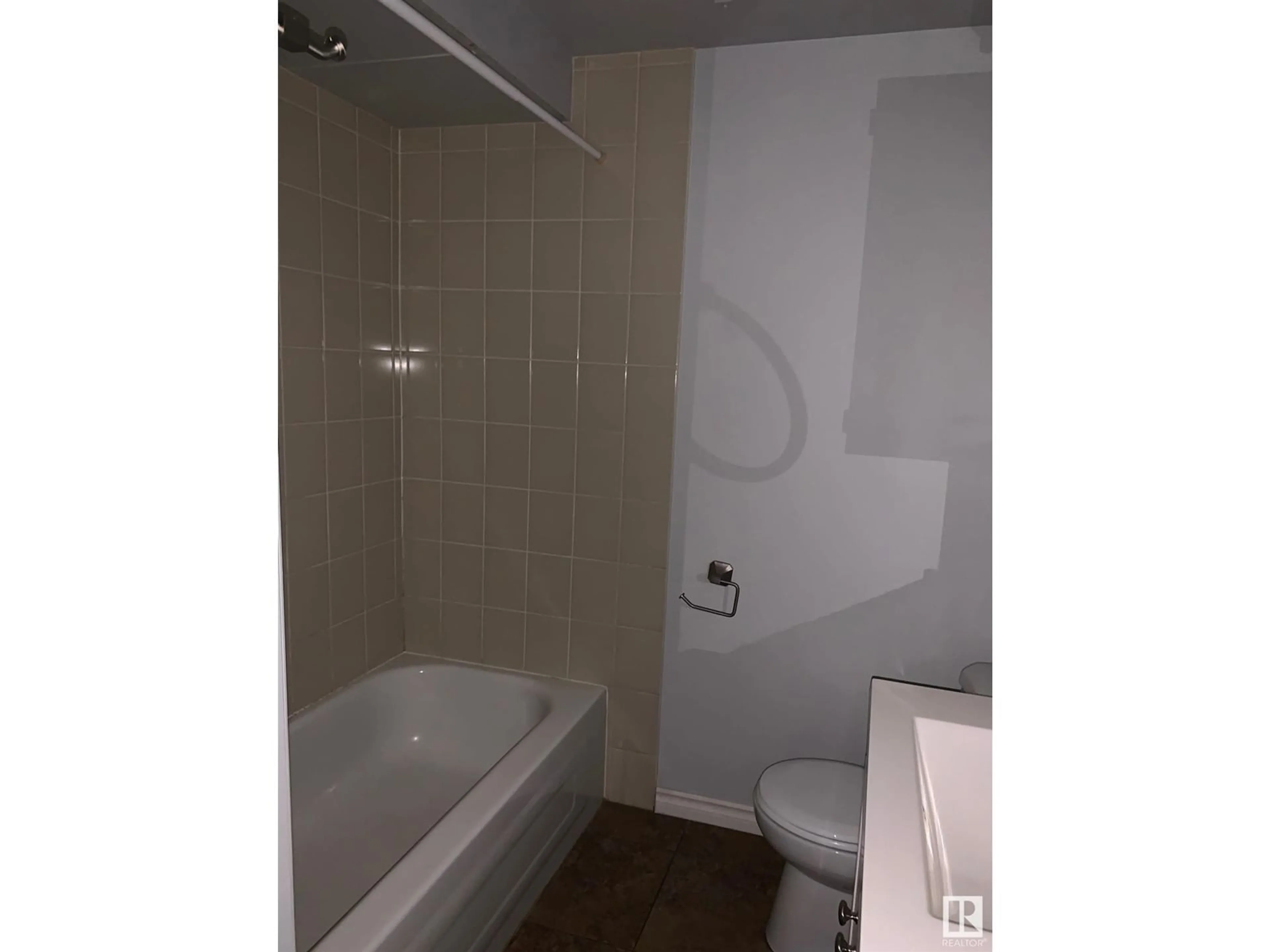 Standard bathroom, unknown for 8110 83 AV, Edmonton Alberta T6C1A8