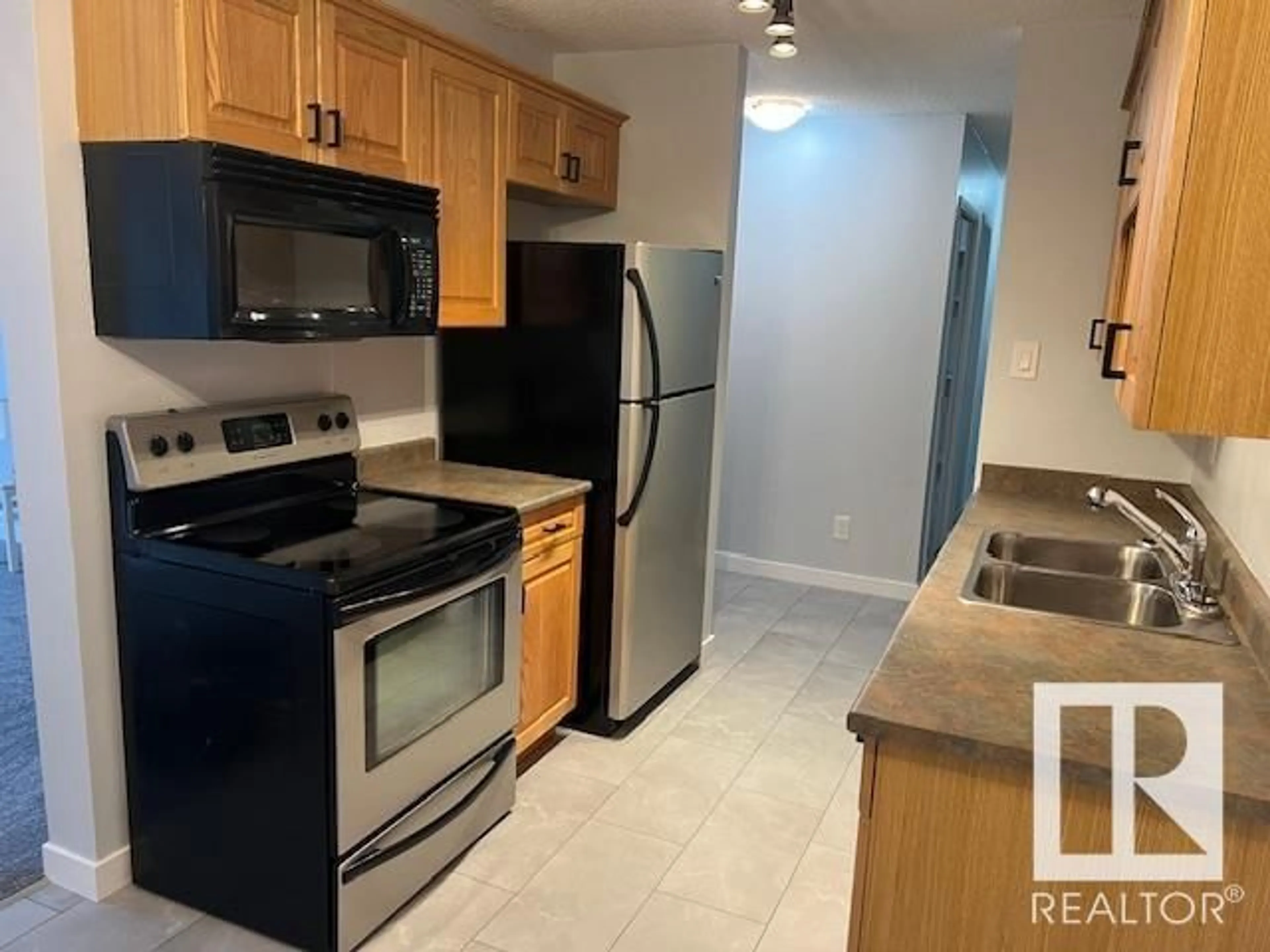 Standard kitchen, ceramic/tile floor for #303 - 10740 105 ST NW, Edmonton Alberta T5H2X2