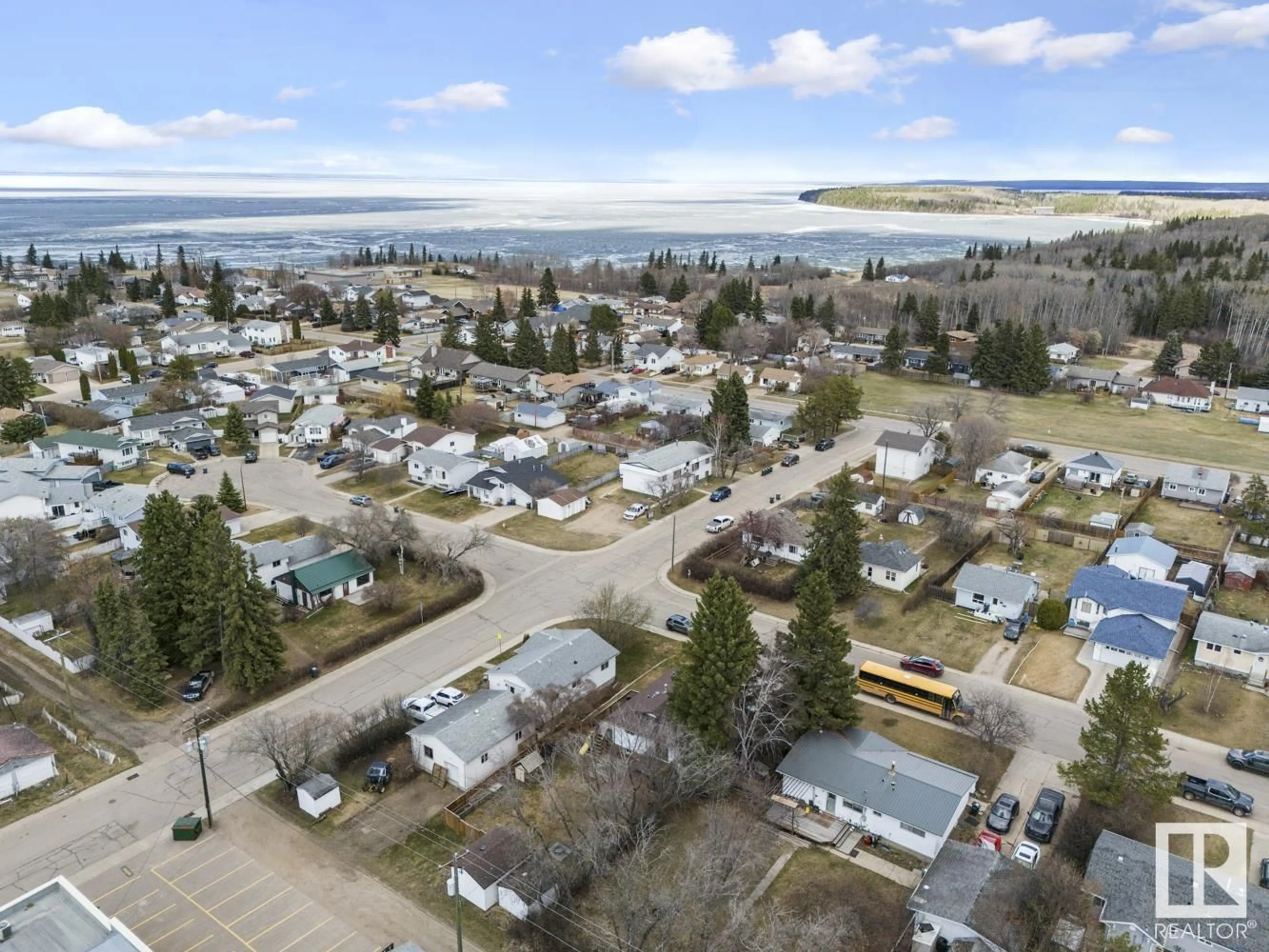 A pic from outside/outdoor area/front of a property/back of a property/a pic from drone, unknown for 1403 9 ST, Cold Lake Alberta T9M1J7