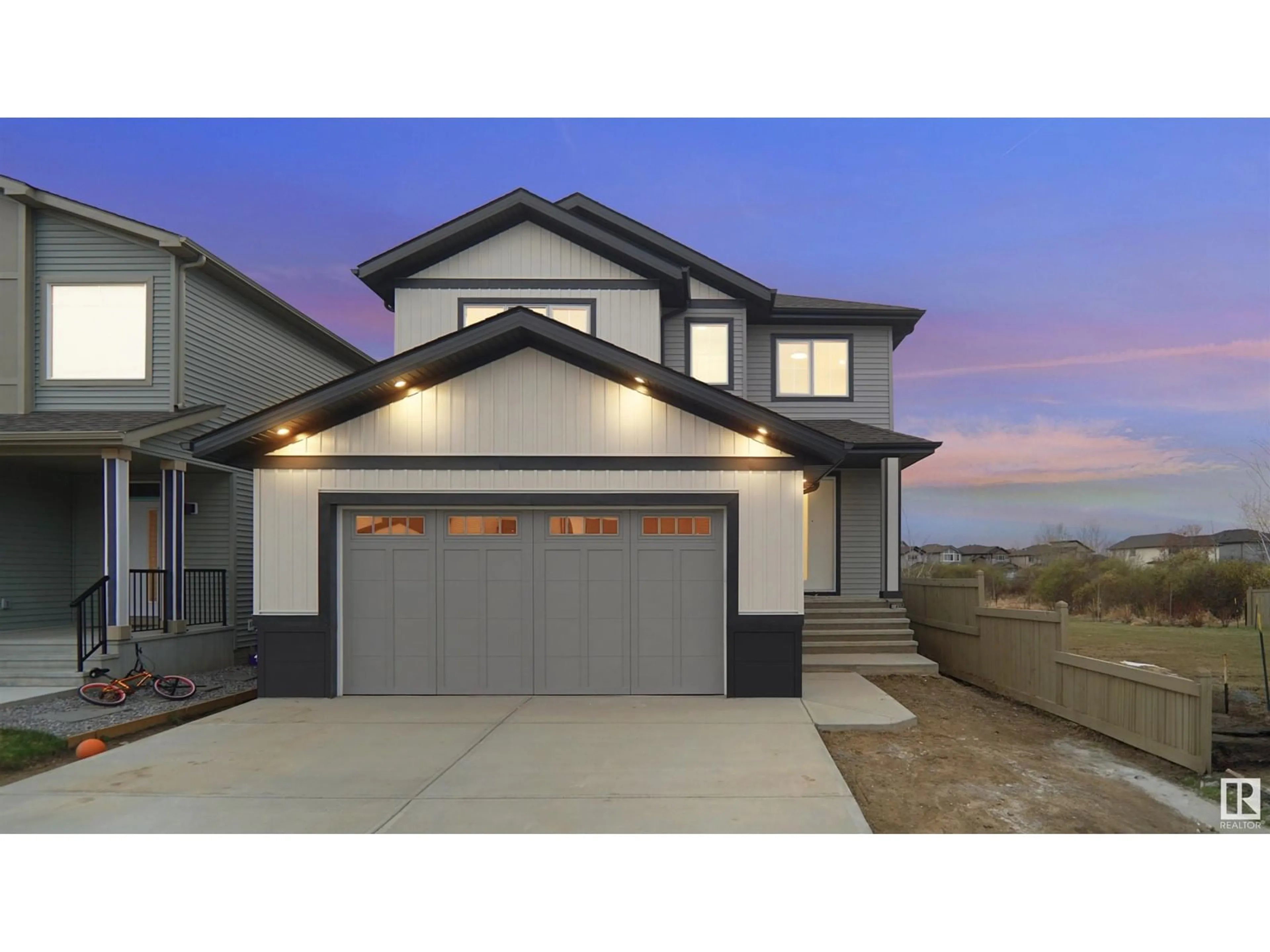Home with vinyl exterior material, street for NW - 3540 6 ST, Edmonton Alberta T6T2L5