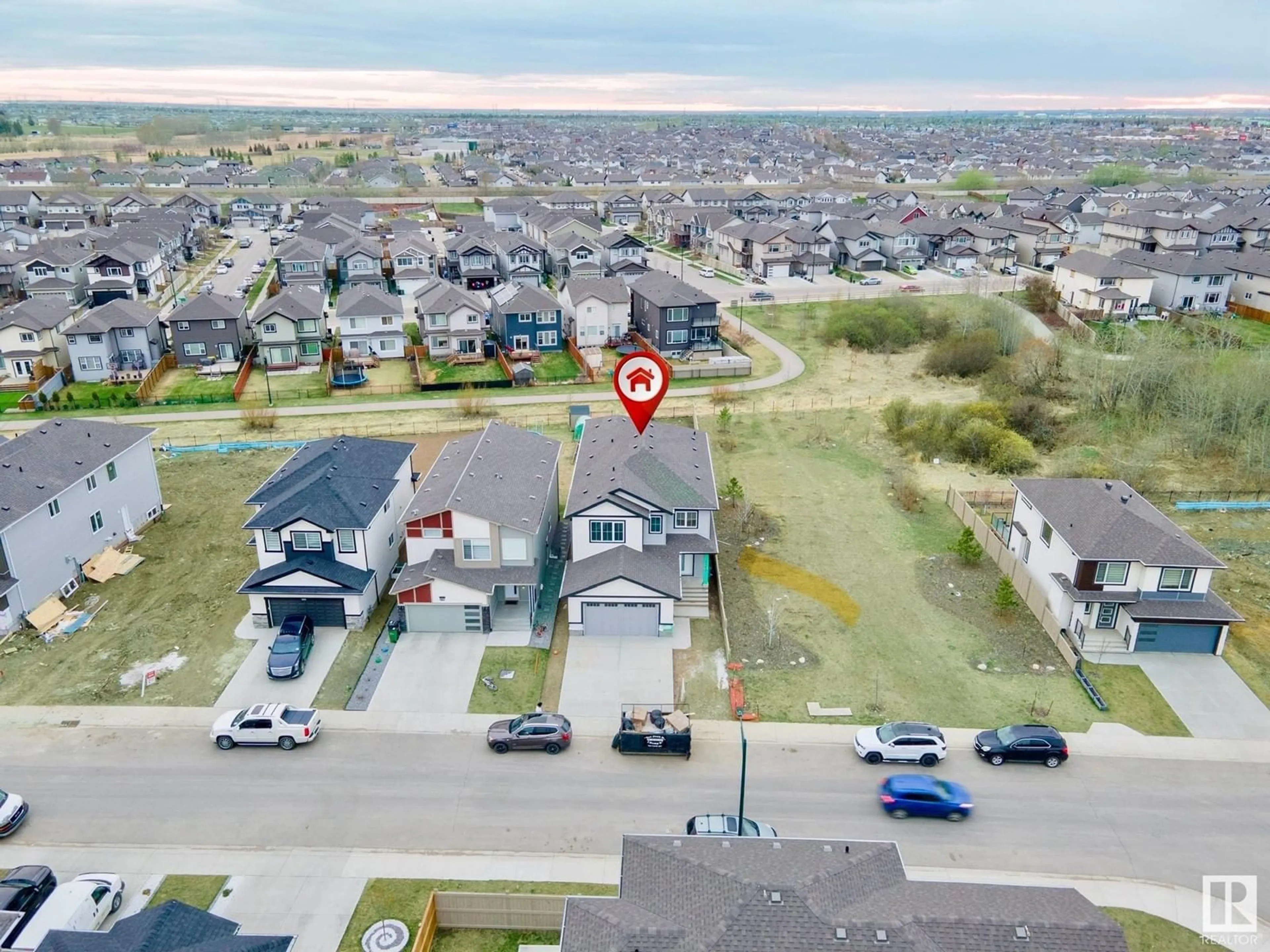 A pic from outside/outdoor area/front of a property/back of a property/a pic from drone, street for NW - 3540 6 ST, Edmonton Alberta T6T2L5