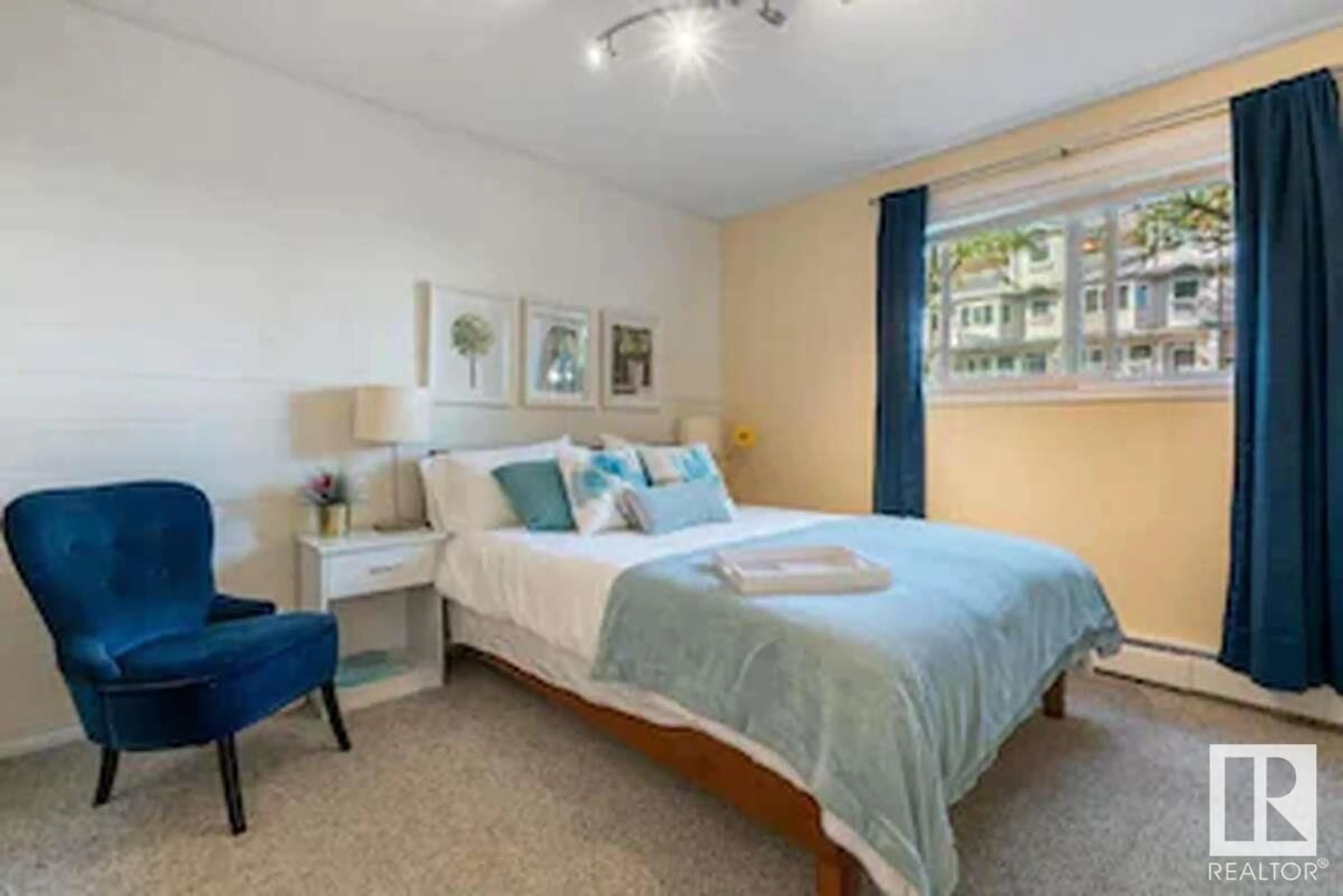Bedroom with bed, unknown for #4 - 10255 117 ST, Edmonton Alberta T5K1X7