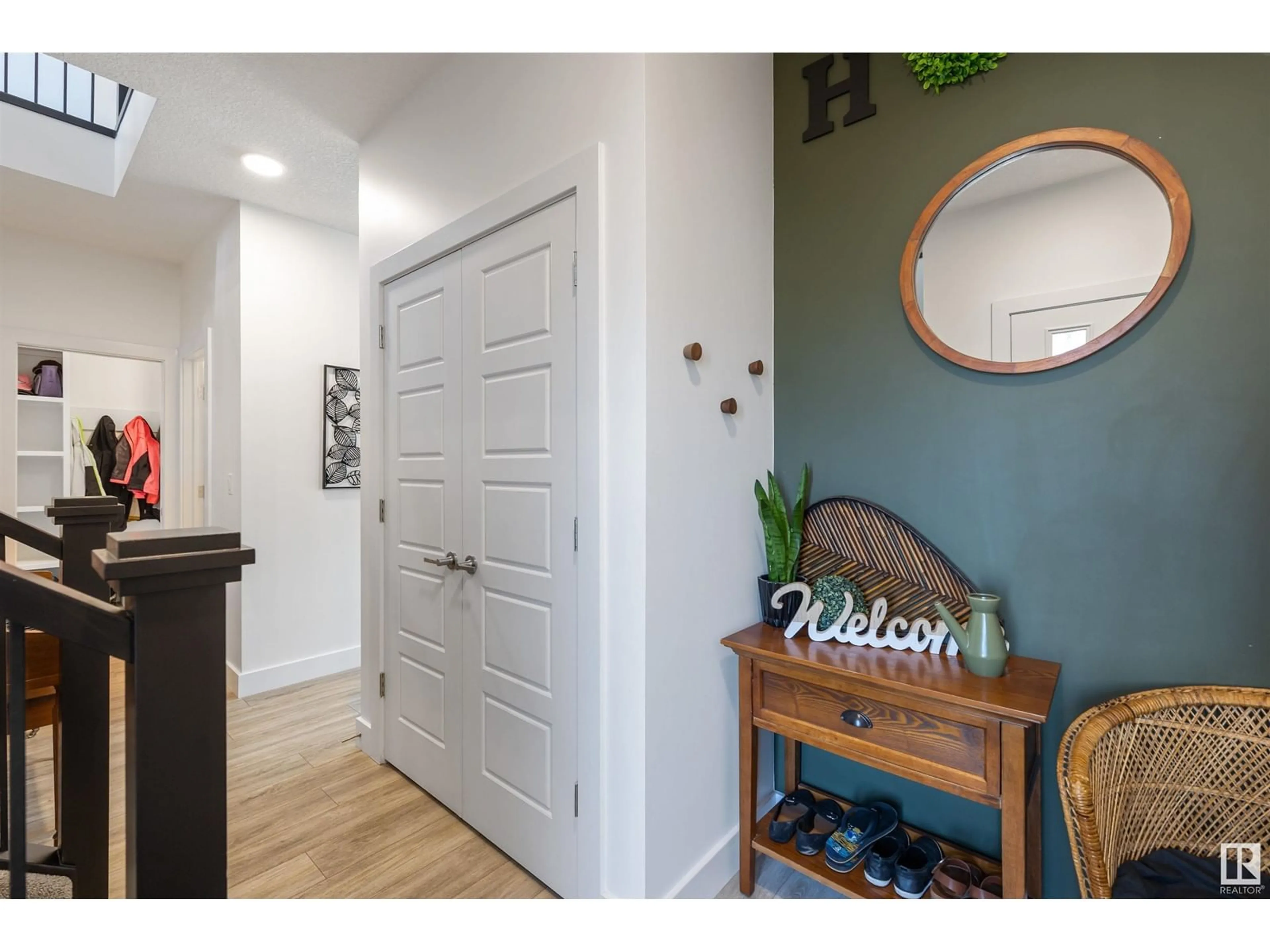 Indoor entryway for 93 KINGSBURY CI, Spruce Grove Alberta T7X0C9