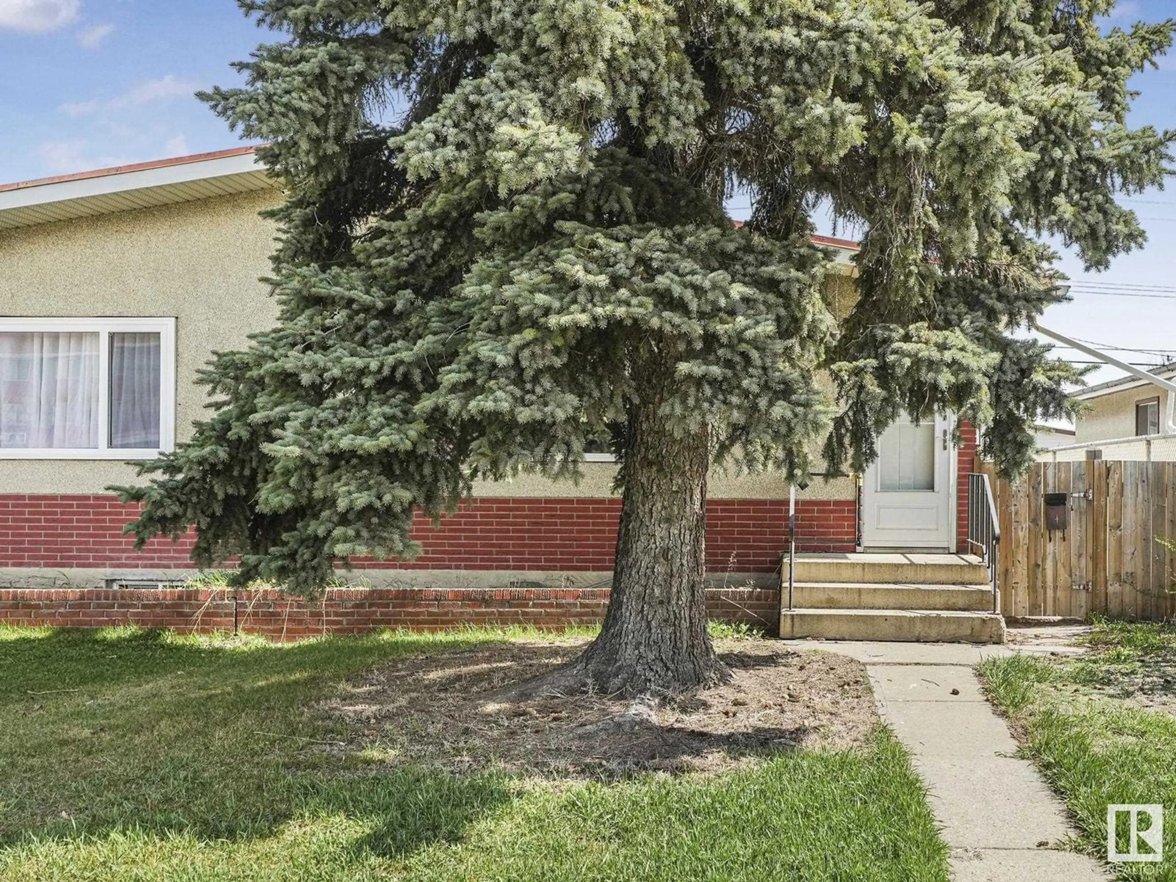 Unknown for NW - 13111 82 ST, Edmonton Alberta T5E2T4
