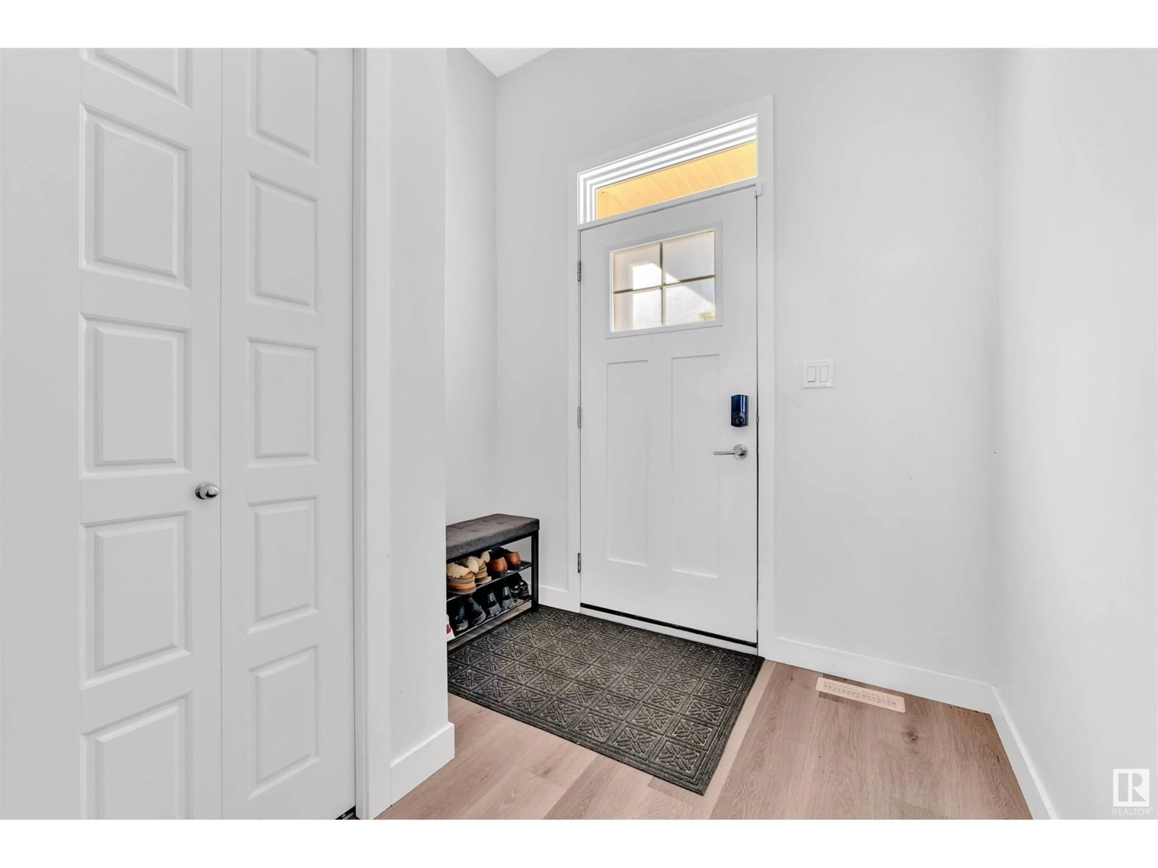 Indoor entryway for SW SW - 1212 PODERSKY WD, Edmonton Alberta T6W4W3
