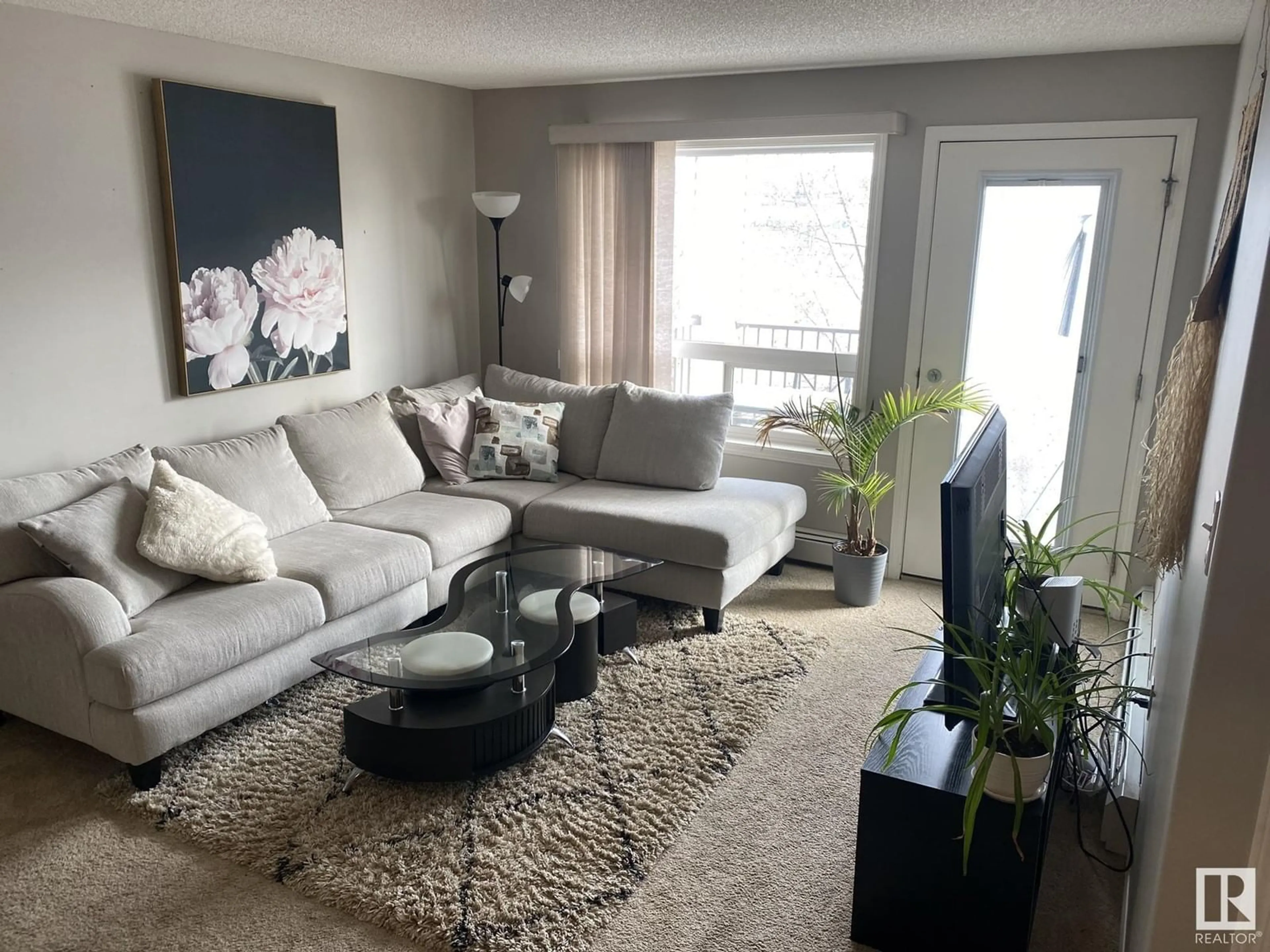 Living room with furniture, unknown for 320 CLAREVIEW STATION DR, Edmonton Alberta T5Y0E5
