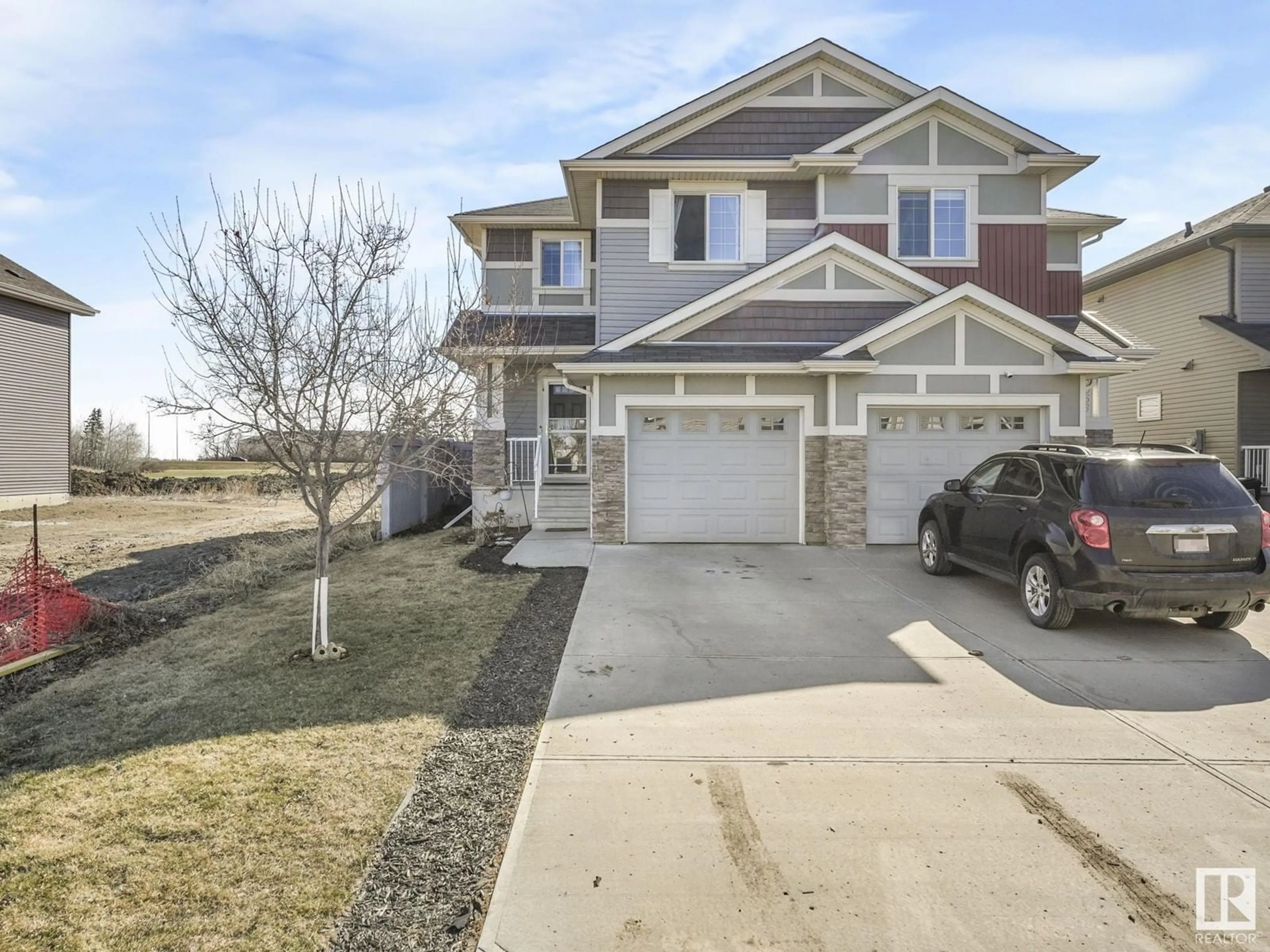 A pic from outside/outdoor area/front of a property/back of a property/a pic from drone, street for NW - 18063 85 ST, Edmonton Alberta T5Z0E4