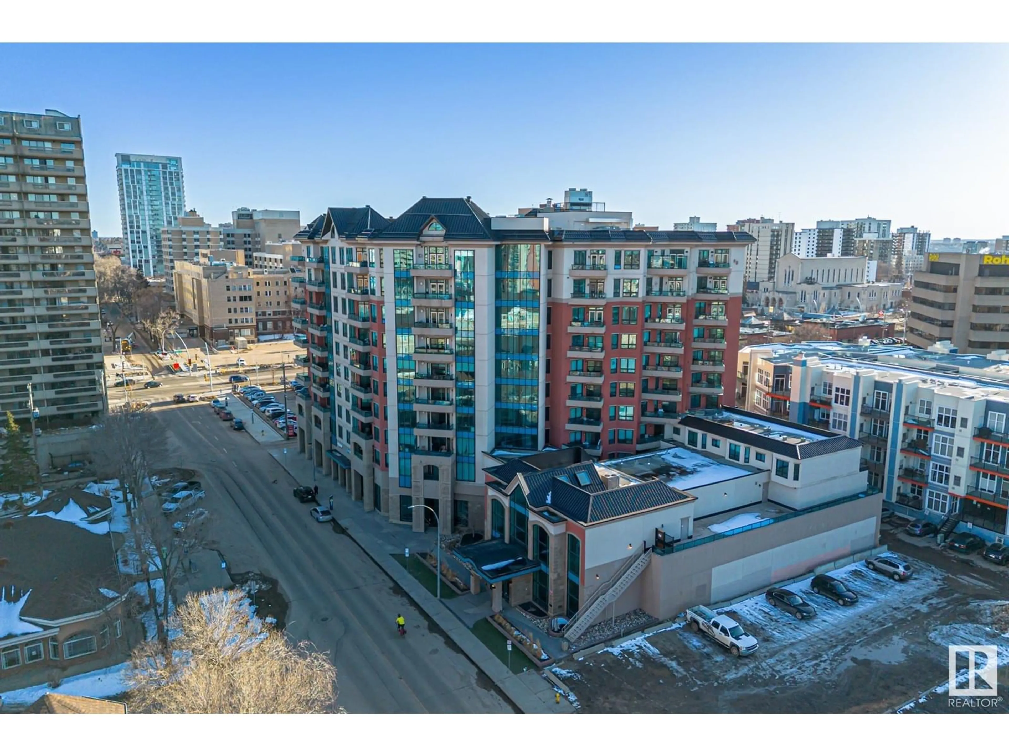 A pic from outside/outdoor area/front of a property/back of a property/a pic from drone, city buildings view from balcony for 507 - 10142 111 ST NW, Edmonton Alberta T5J0K6