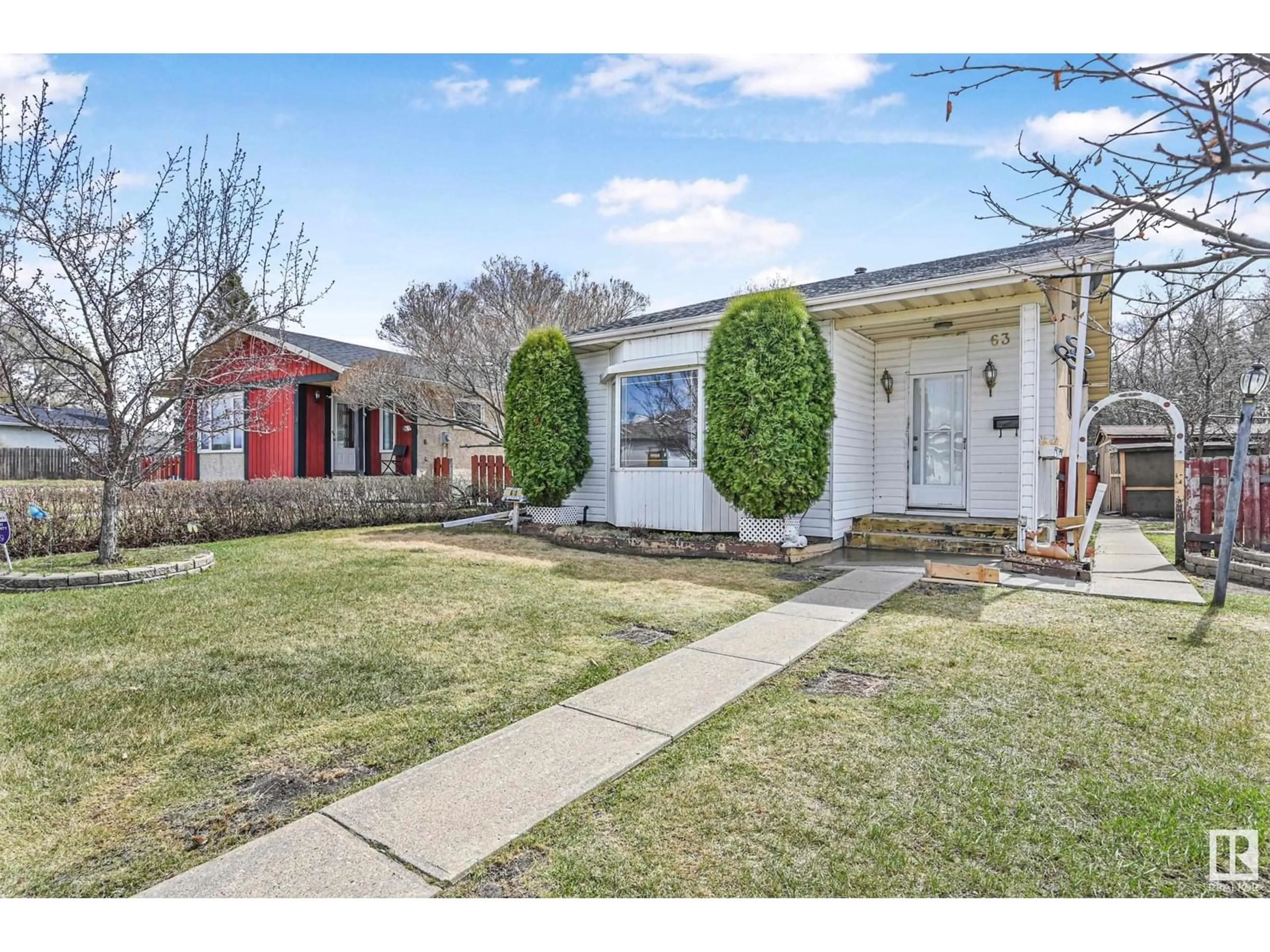 Home with brick exterior material, street for 63 LUNNON DR, Gibbons Alberta T0A1N0