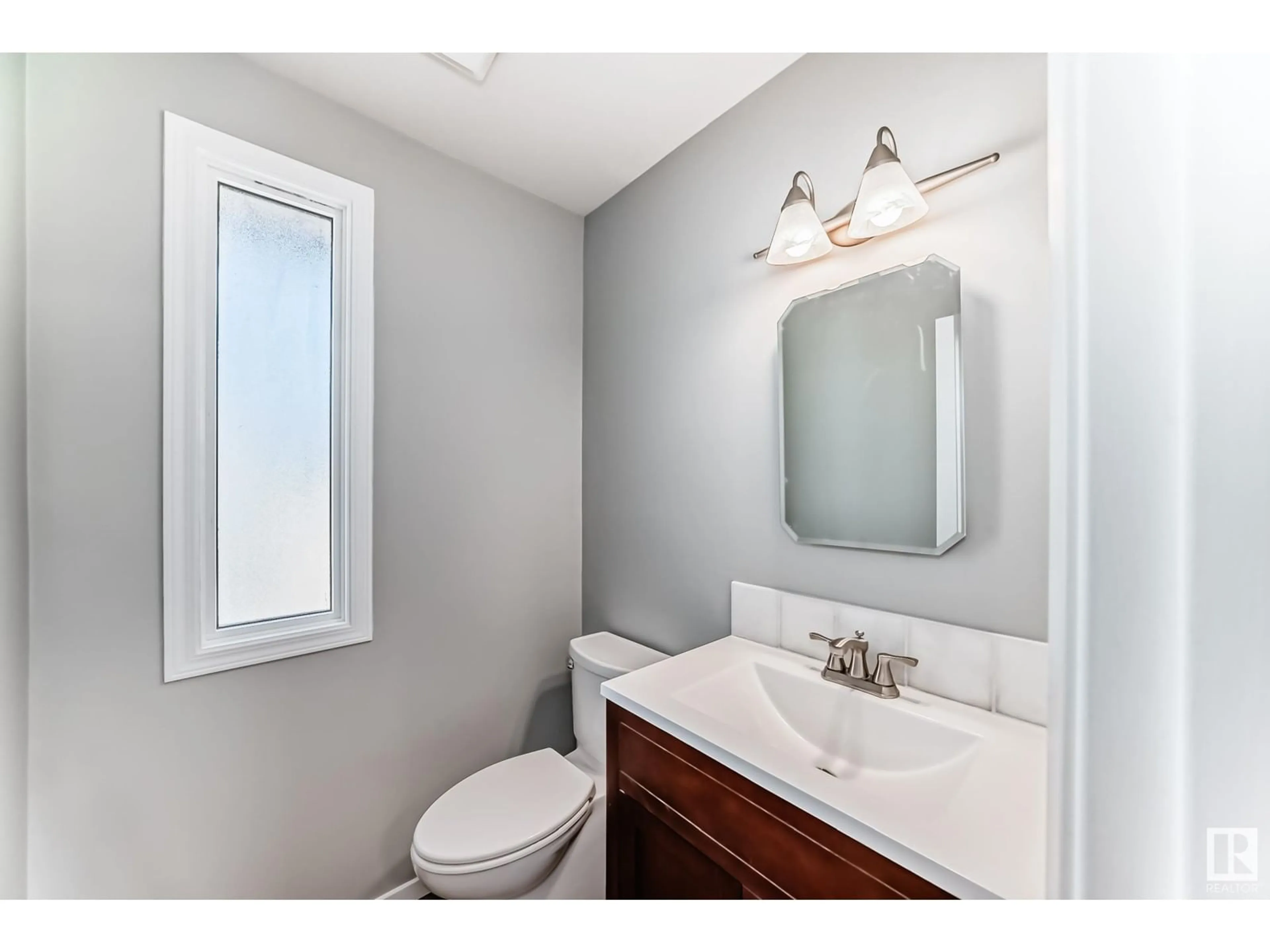 Standard bathroom, ceramic/tile floor for #142 - 10633 31 AV, Edmonton Alberta T6J4N4