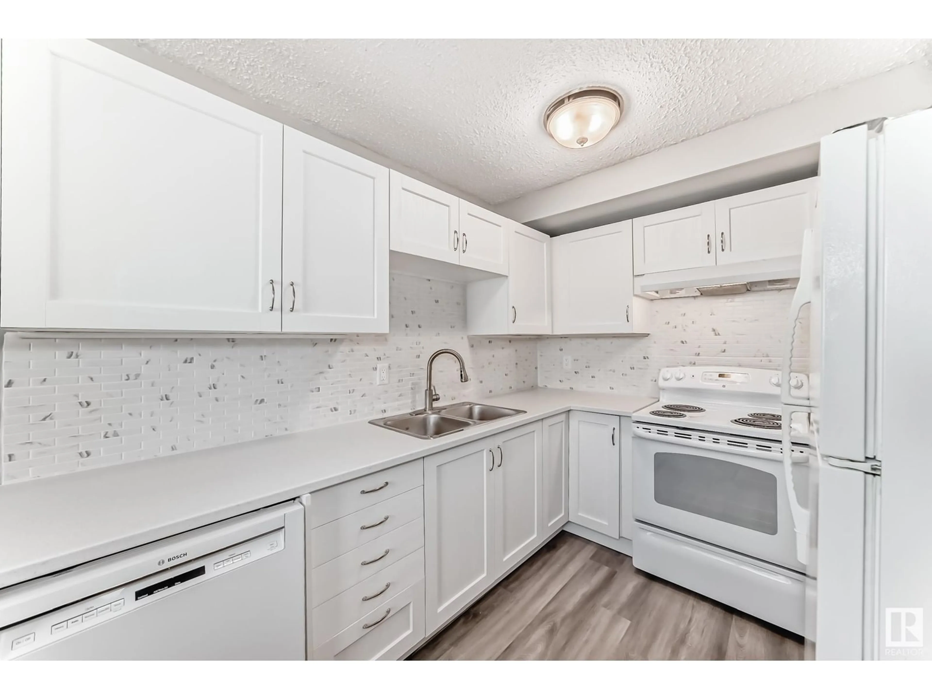 Standard kitchen, unknown for #142 - 10633 31 AV, Edmonton Alberta T6J4N4