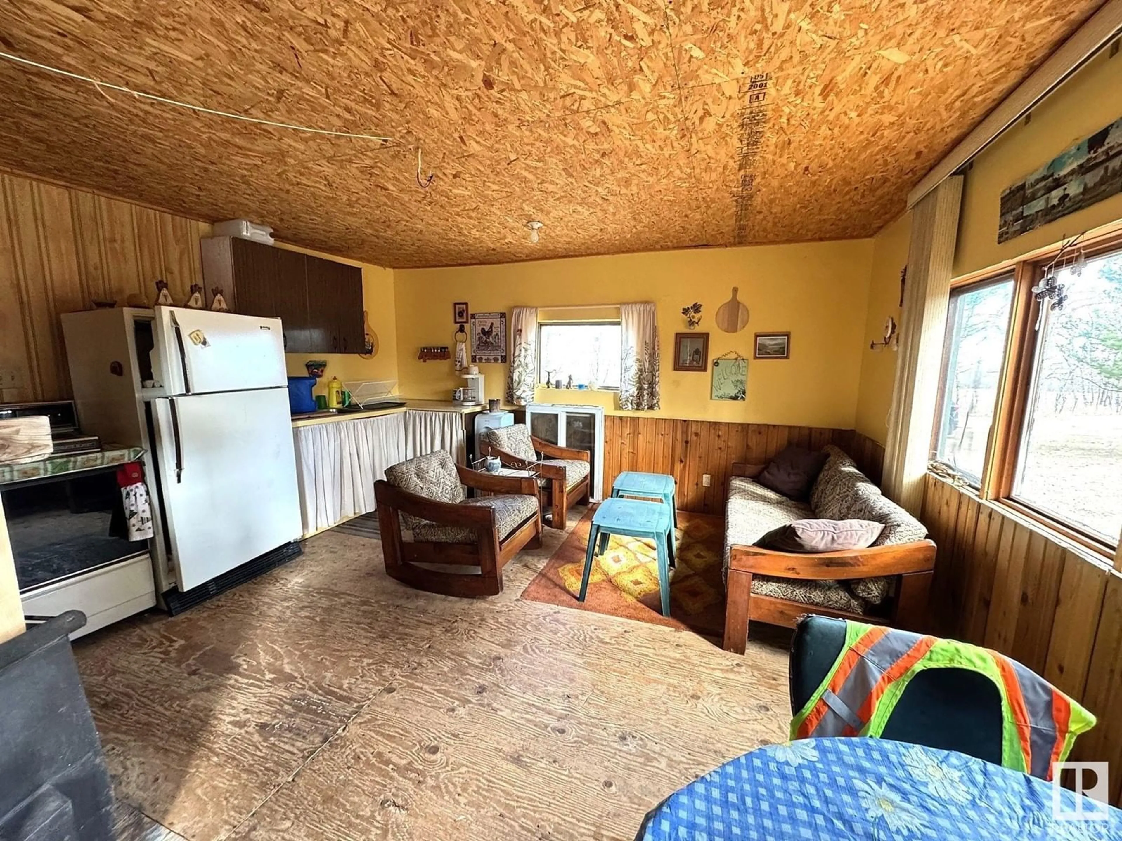 A pic of a room for 9326 TWP RD 550, Rural Yellowhead Alberta T0E2M0