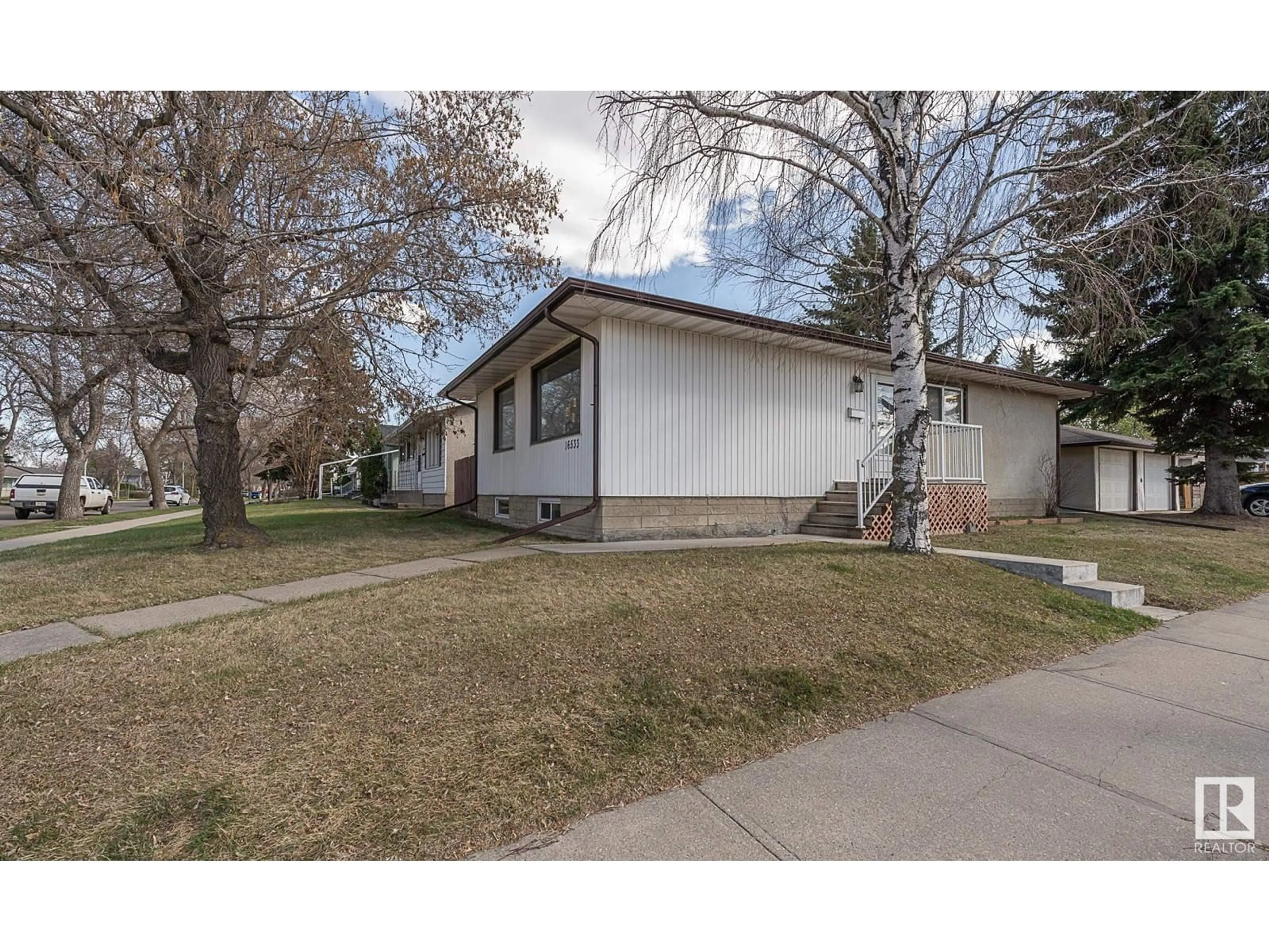 Unknown for NW - 16533 105A AV, Edmonton Alberta T5P0V6