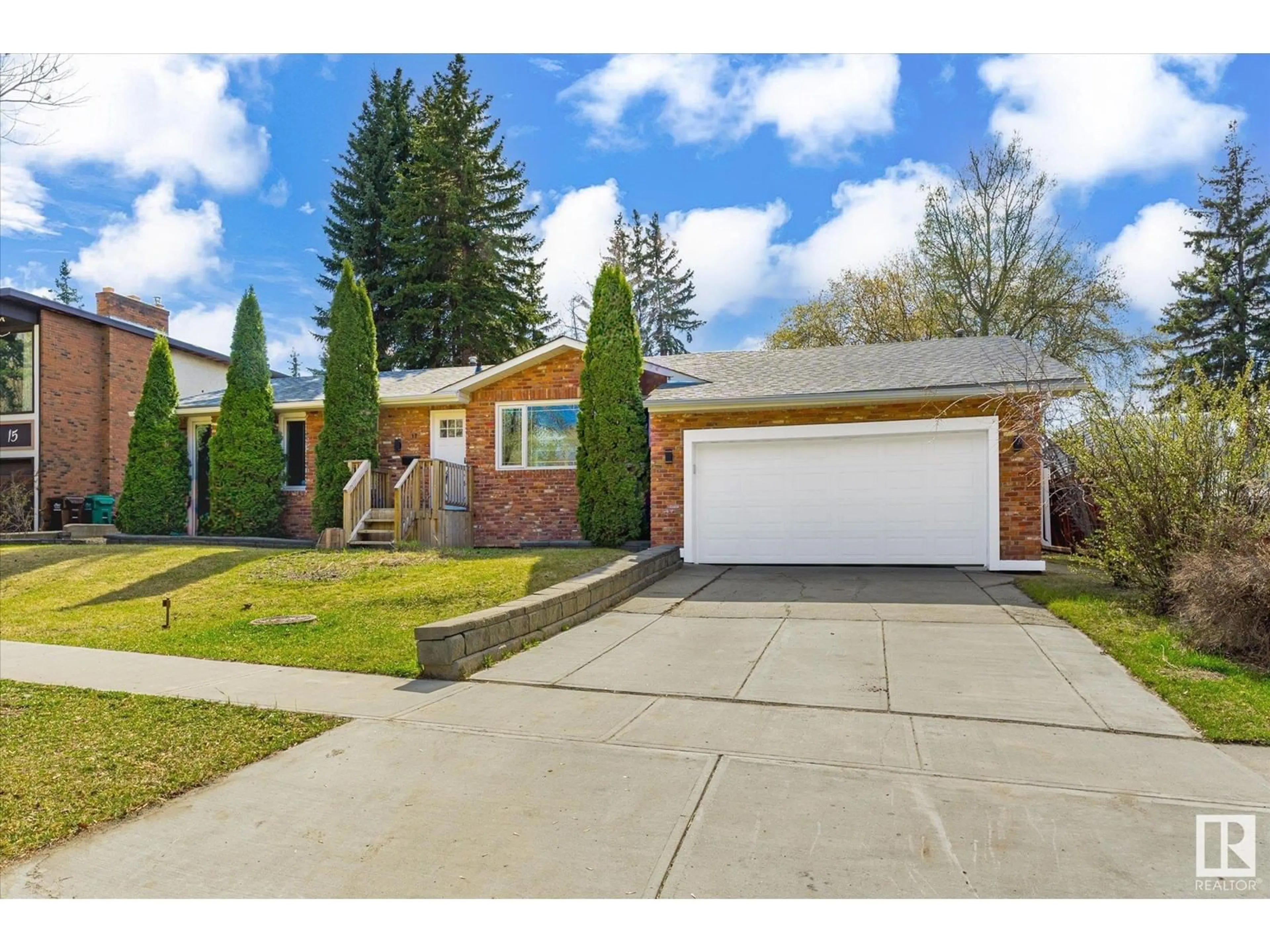 Unknown for 17 SPRUCE CR, St. Albert Alberta T8N0H4